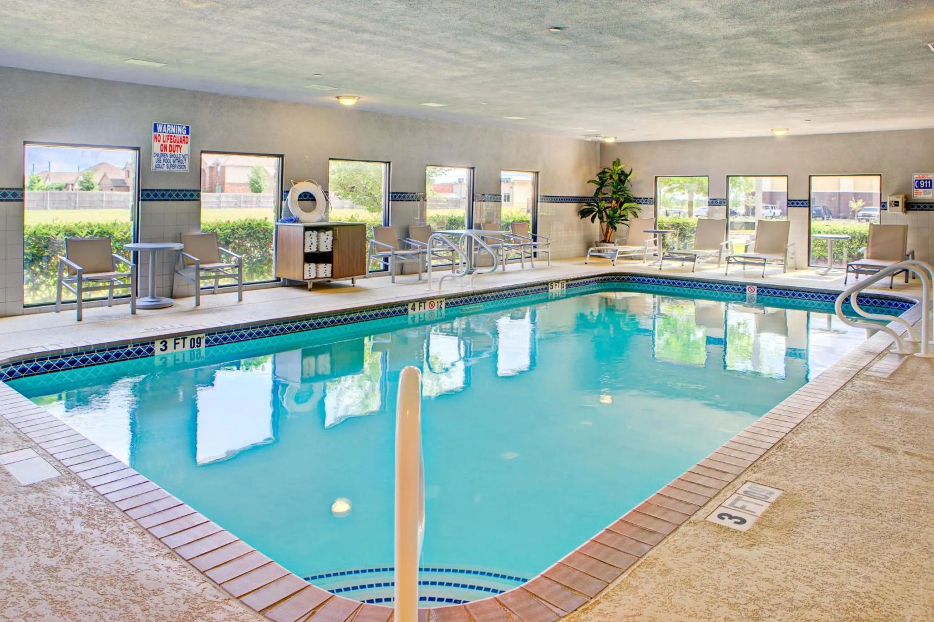Swimming pool in Holiday Inn Express Hotel & Suites Austin NE-Hutto by IHG