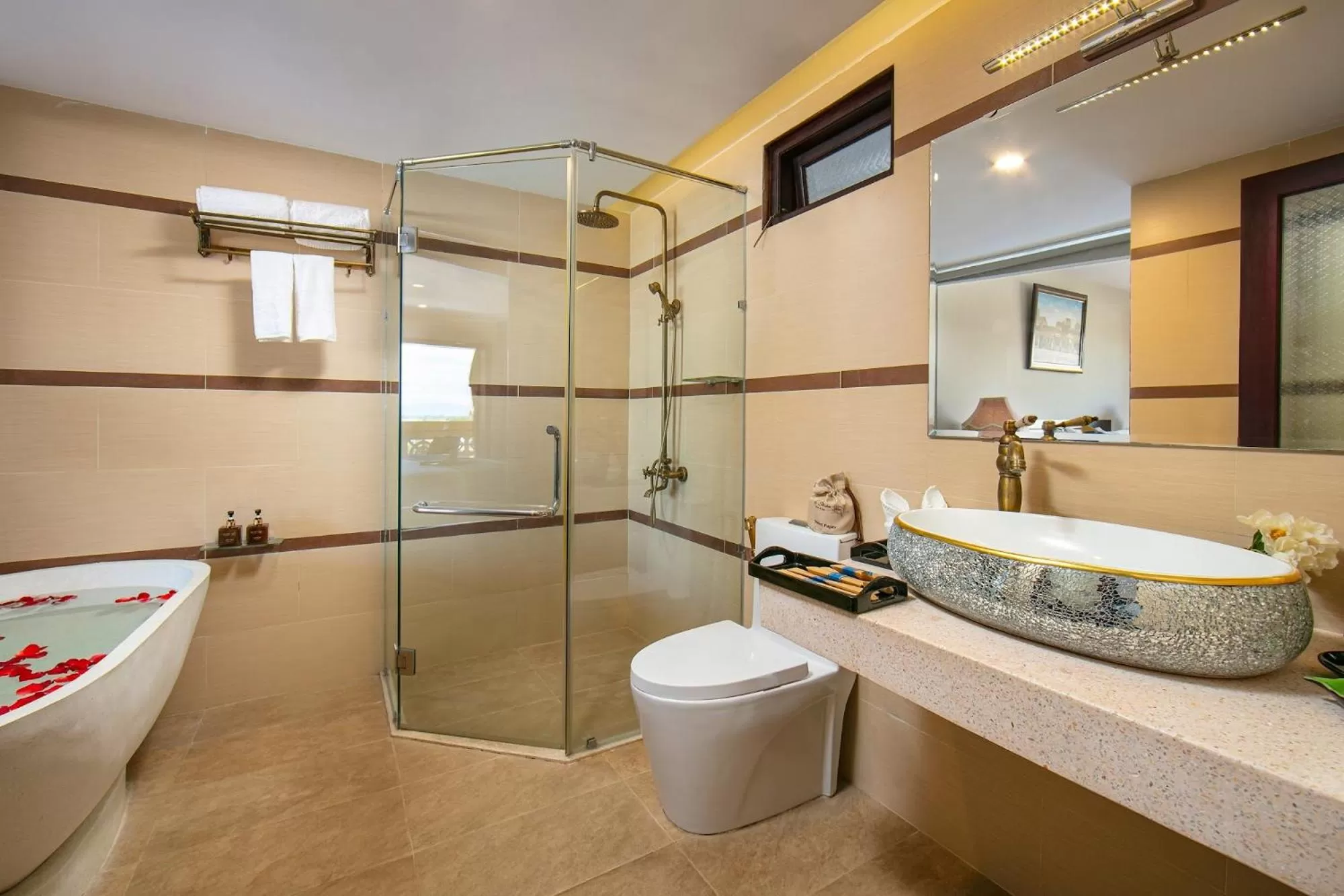 Bathroom in La Charm Hoi An Hotel & Spa