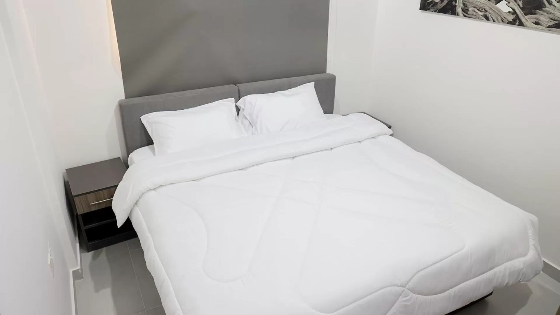 Bedroom, Bed in BHomed Salmiya