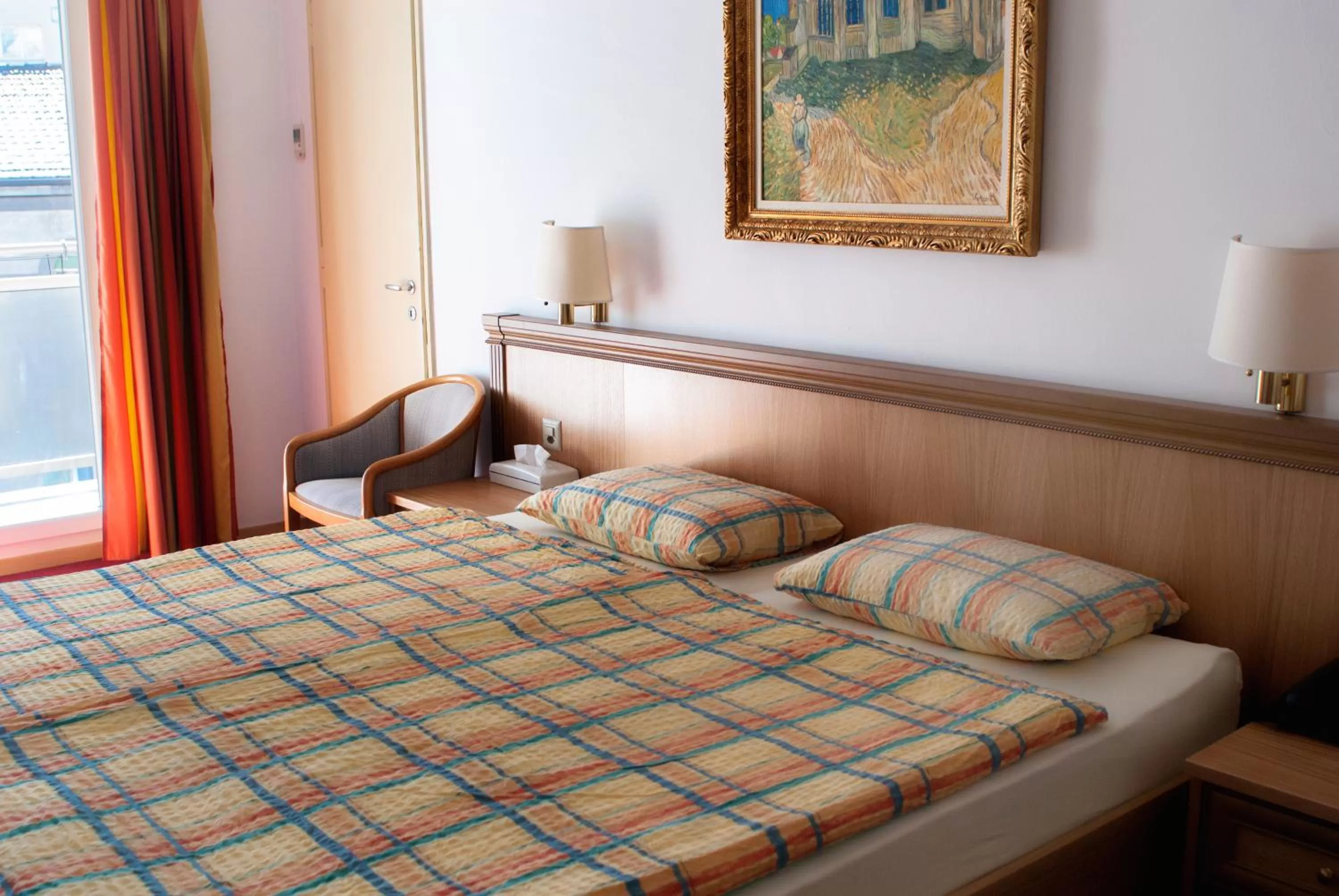 Bed in Hotel Dischma - FREE BUS AND TRAIN TICKET