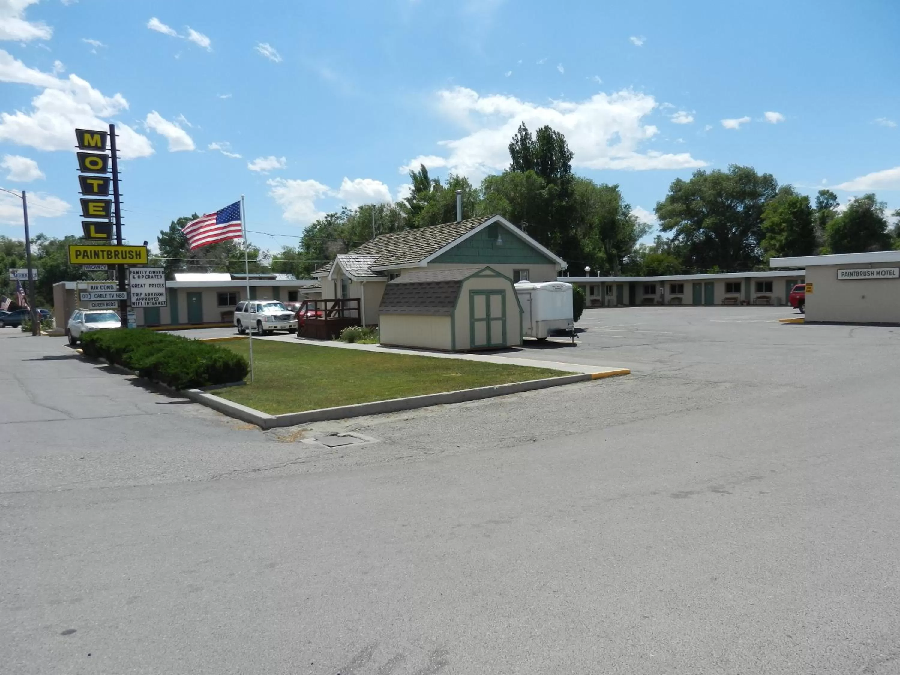 Property building in Paintbrush Motel