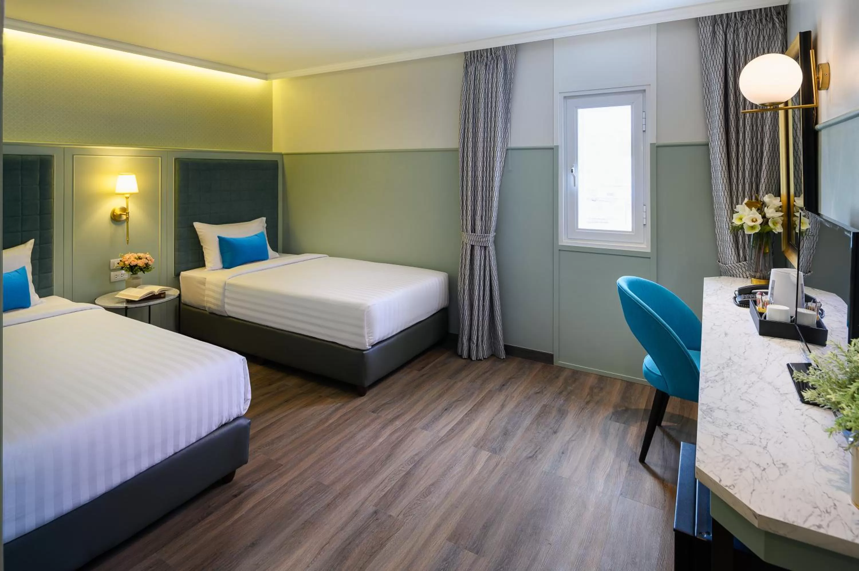 Bed in The Mulberry Bangkok Khaosan Road