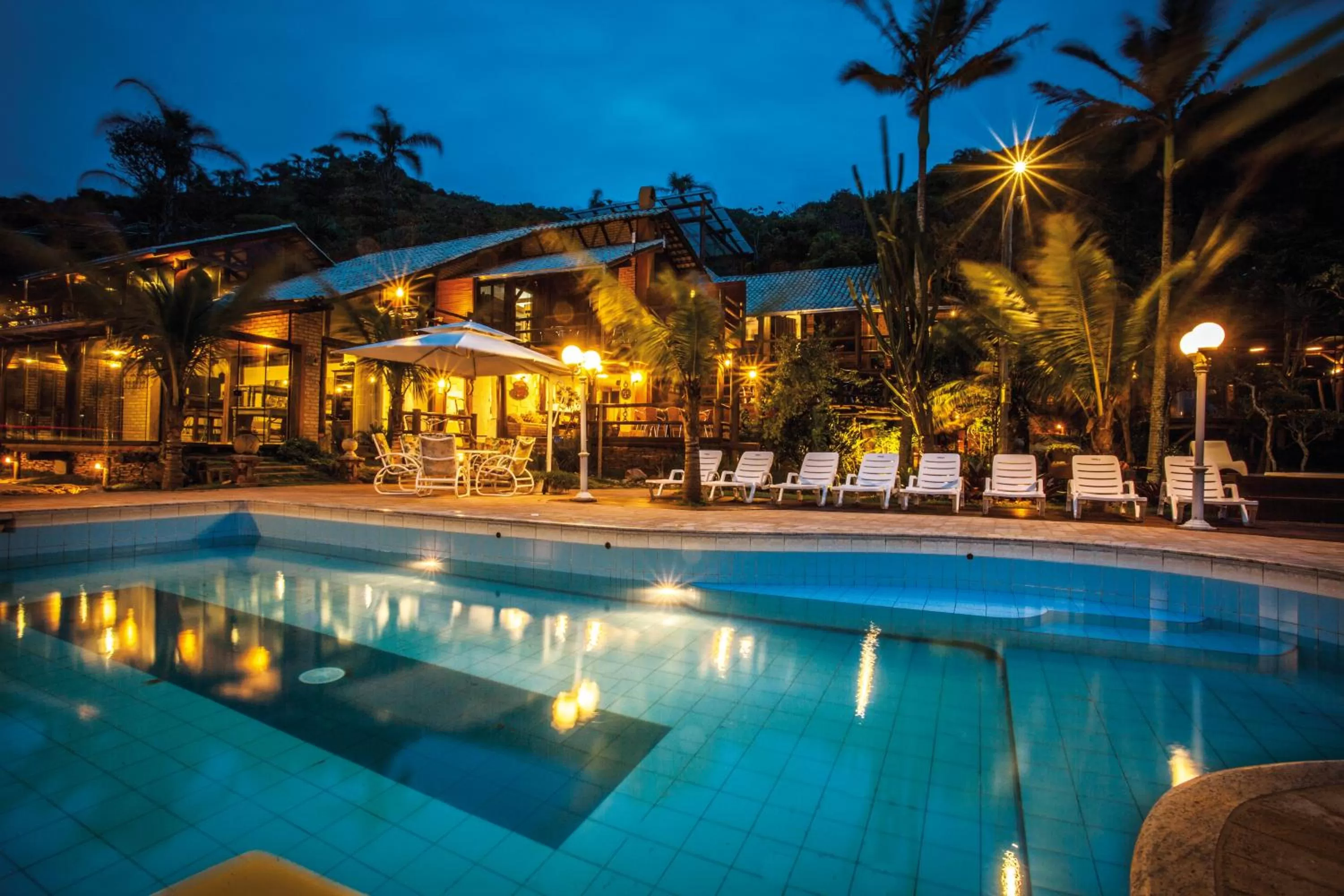 People, Property Building in Pousada Canto da Vigia