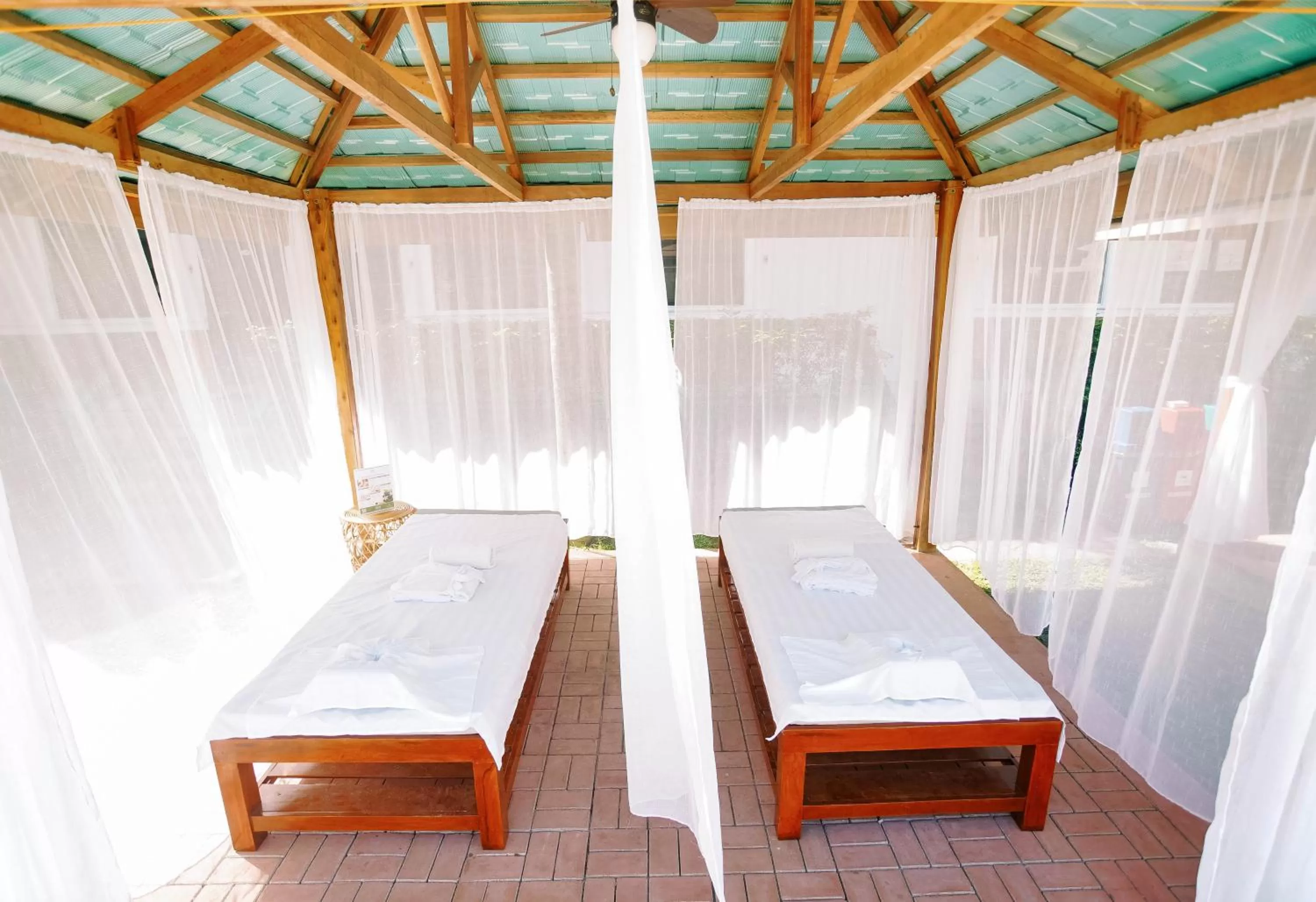 Massage, Bed in 3 Peaks Resort & Boutique Hotel