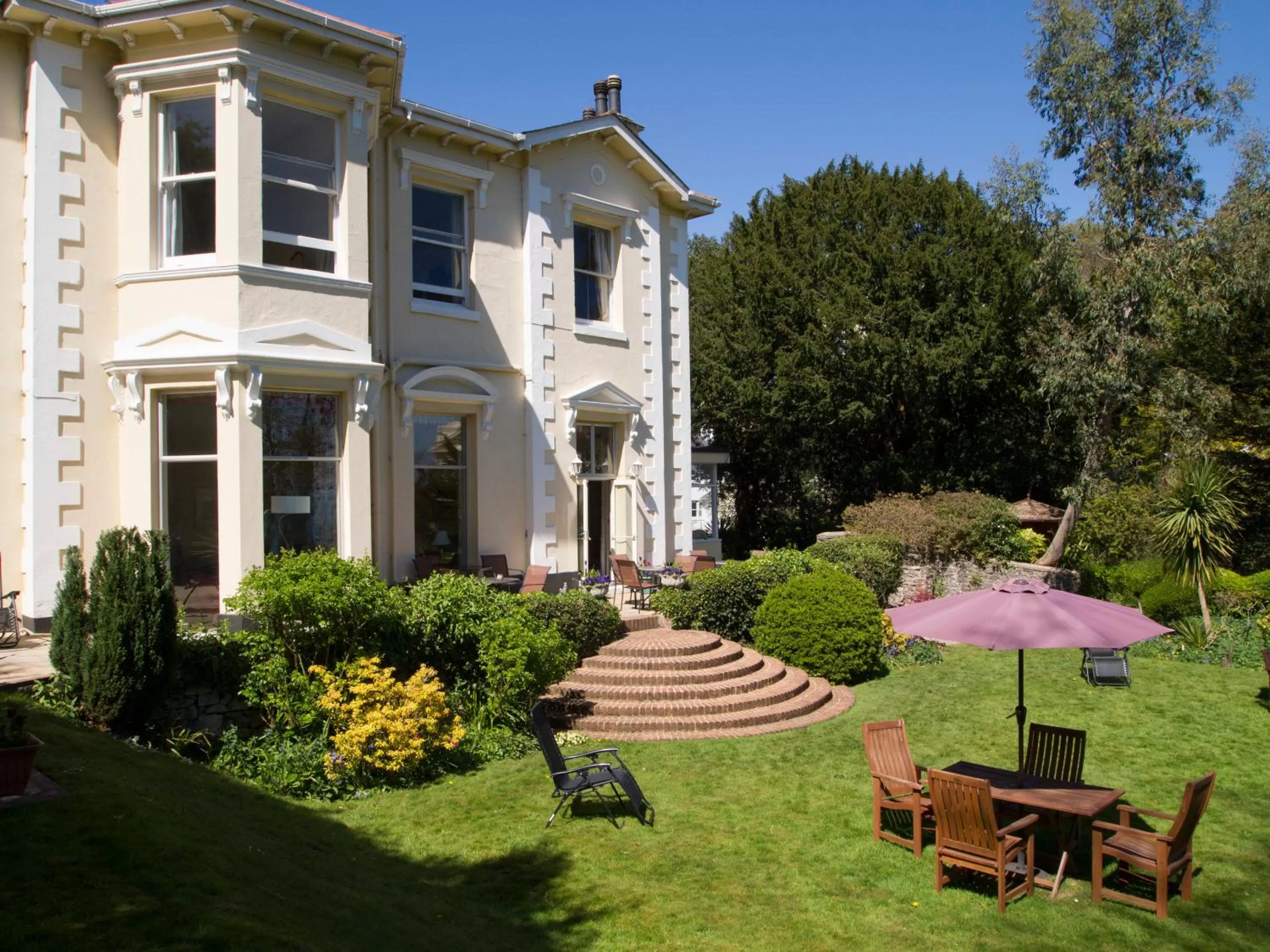 The Hotel Balmoral - Just for Adults