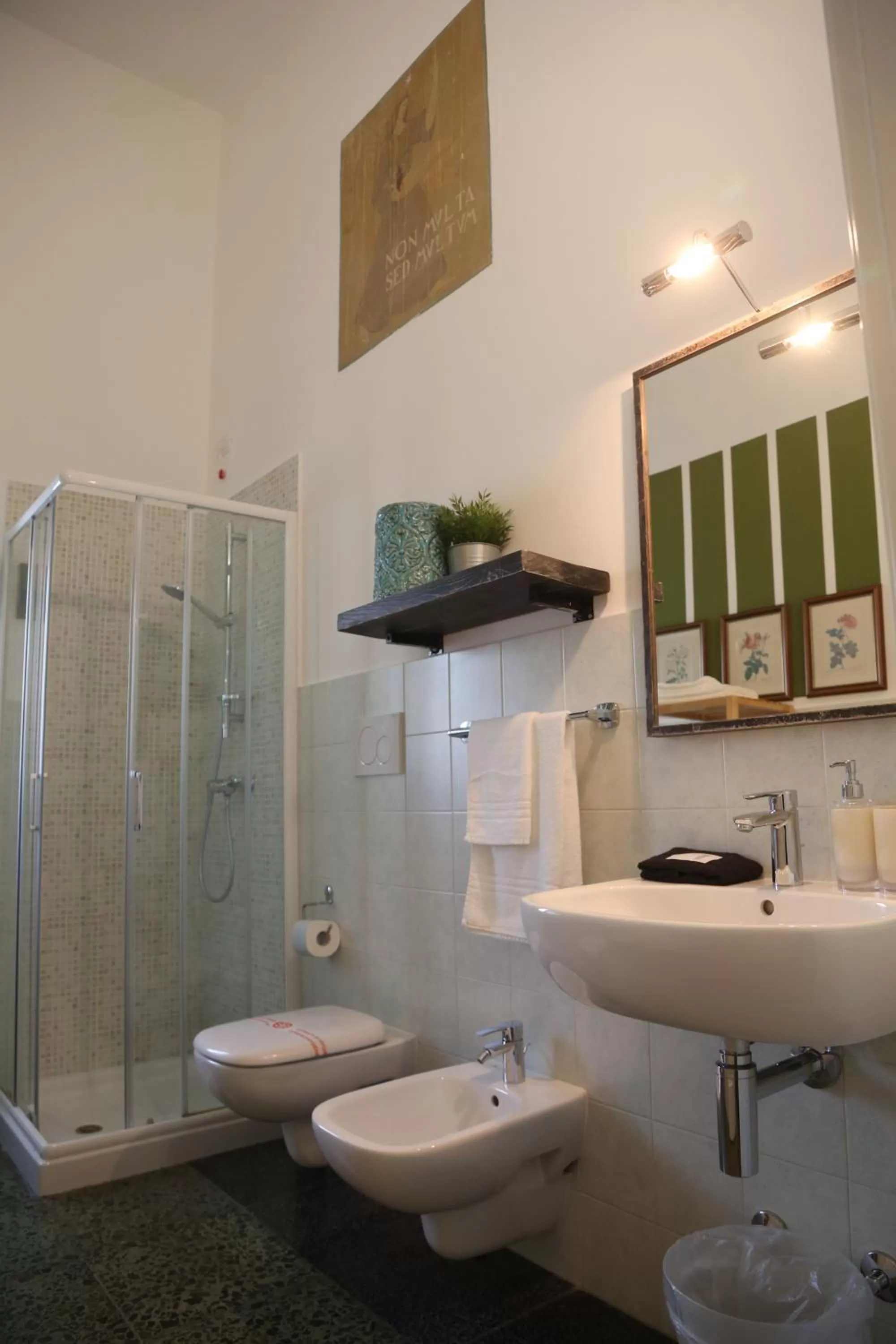 Photo of the whole room in Palazzo Bignami