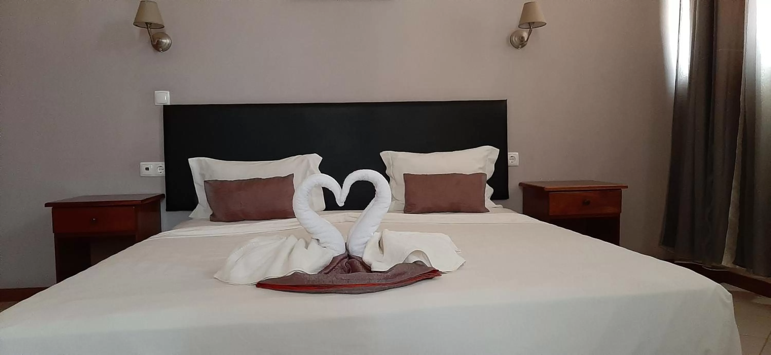 Photo of the whole room in Atlantic Maio Hotel