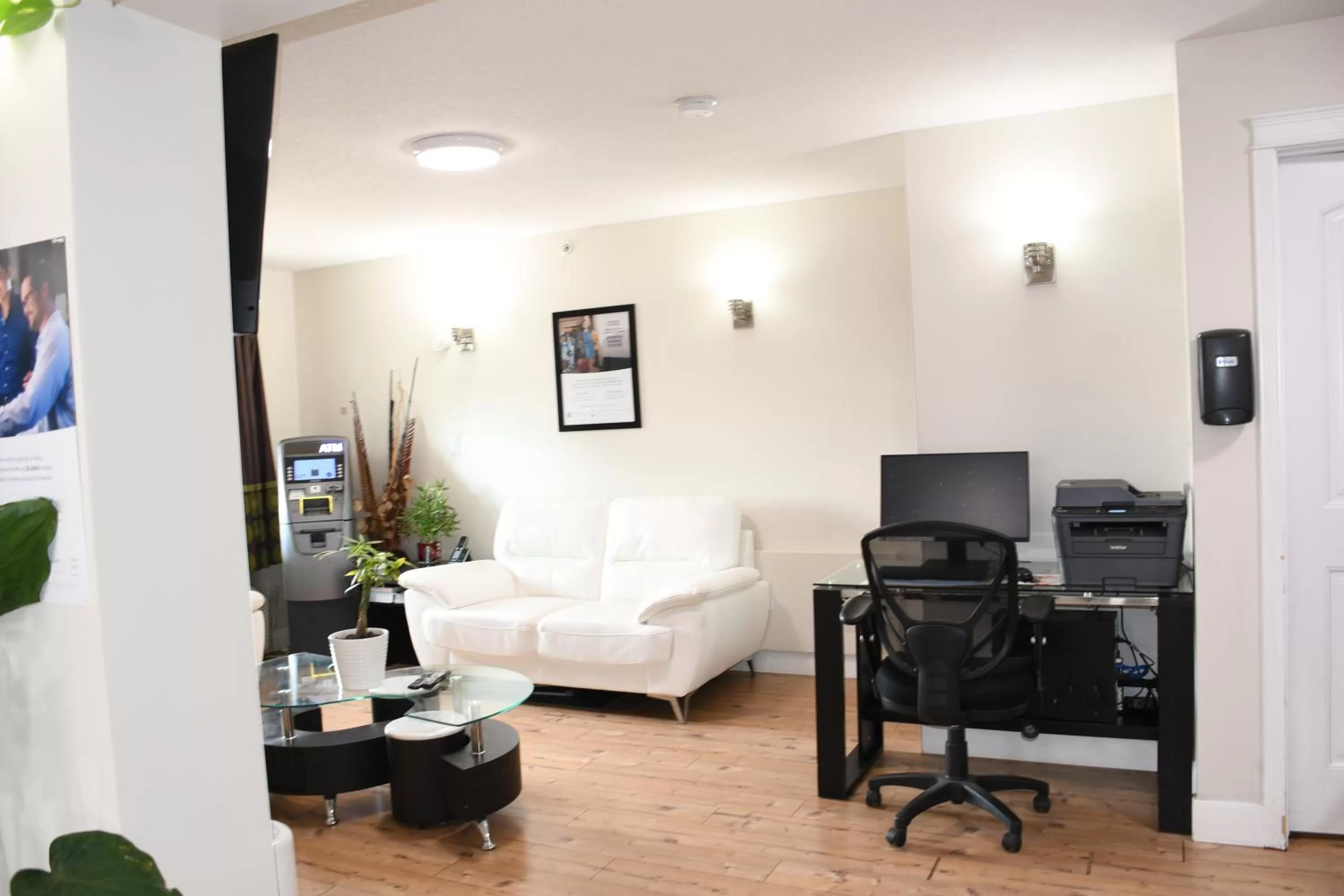 Bed in Super 8 by Wyndham Fort McMurray