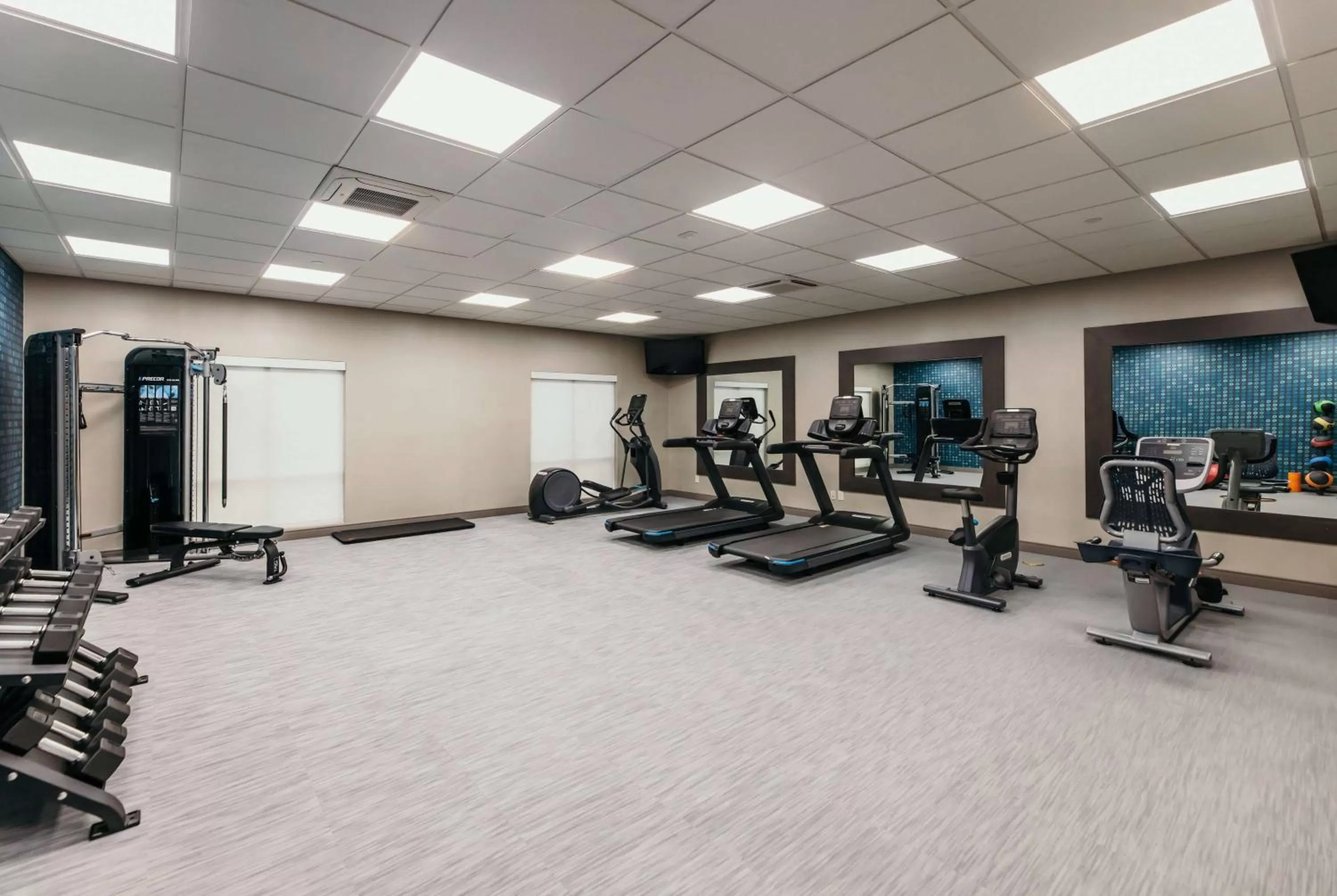 Fitness centre/facilities in La Quinta Inn & Suites by Wyndham Ankeny IA - Des Moines IA