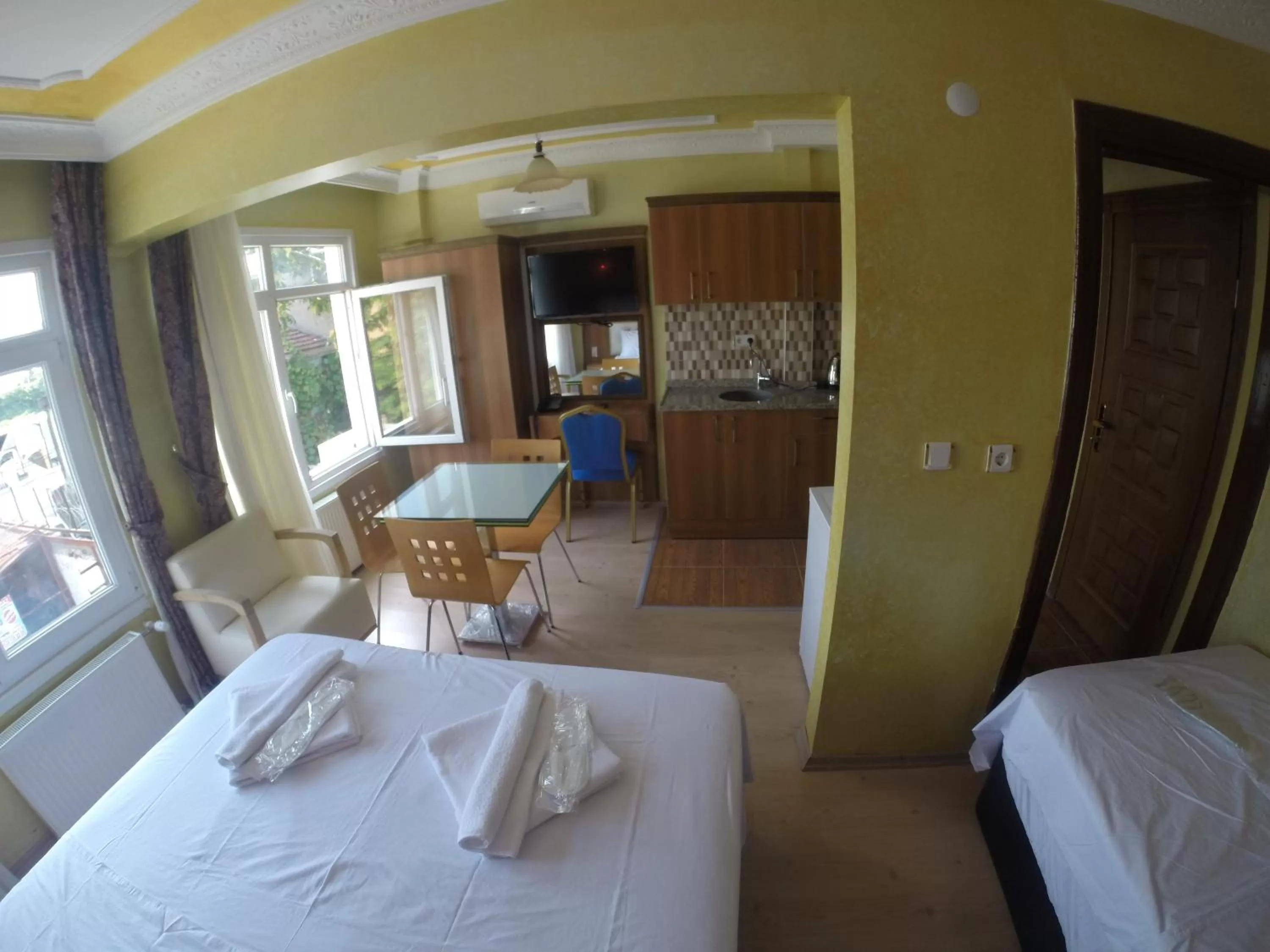 Coffee/tea facilities, Bed in Arat Apartments