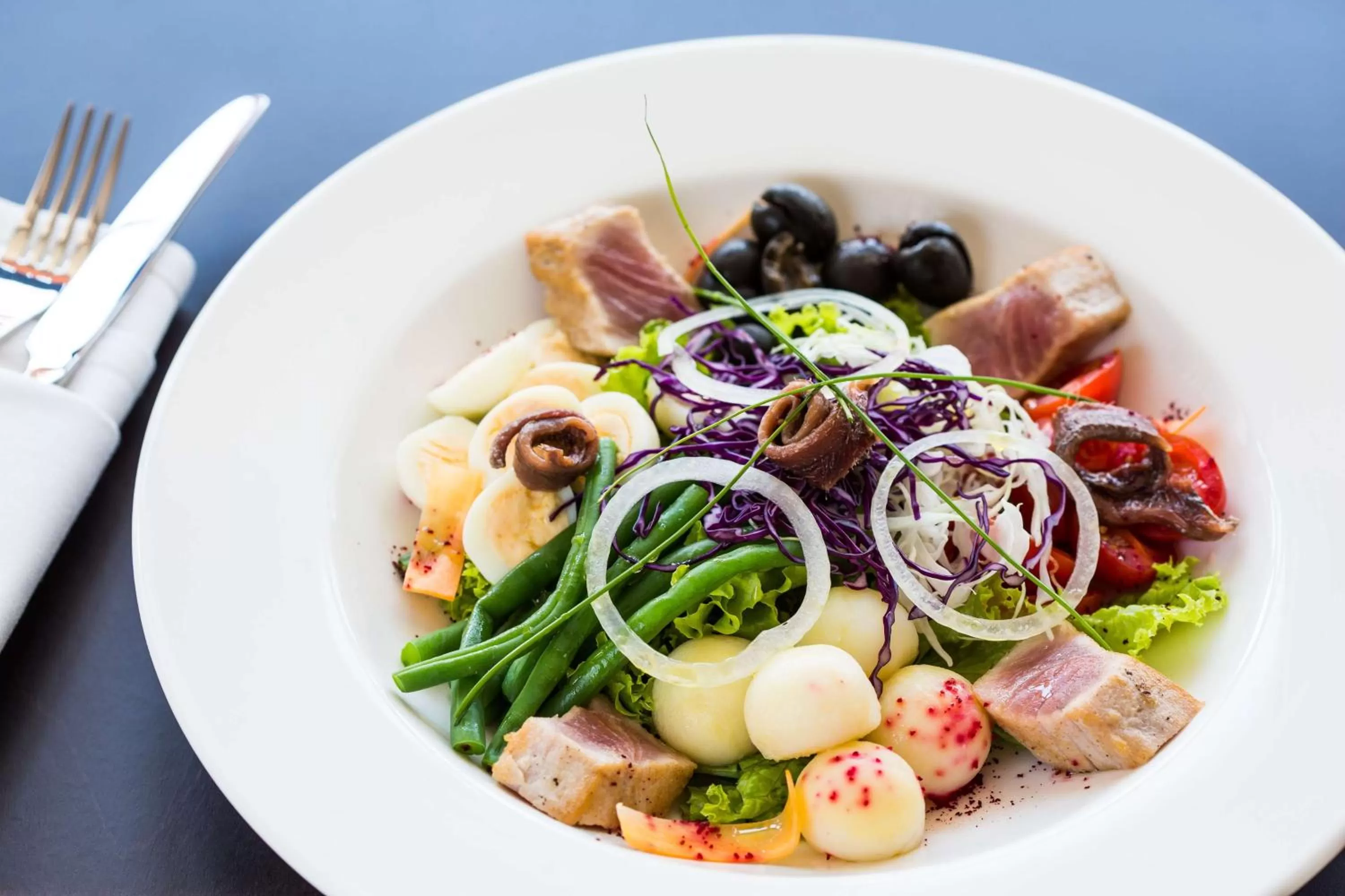 Restaurant/places to eat in Radisson Blu Hotel & Convention Centre Kigali