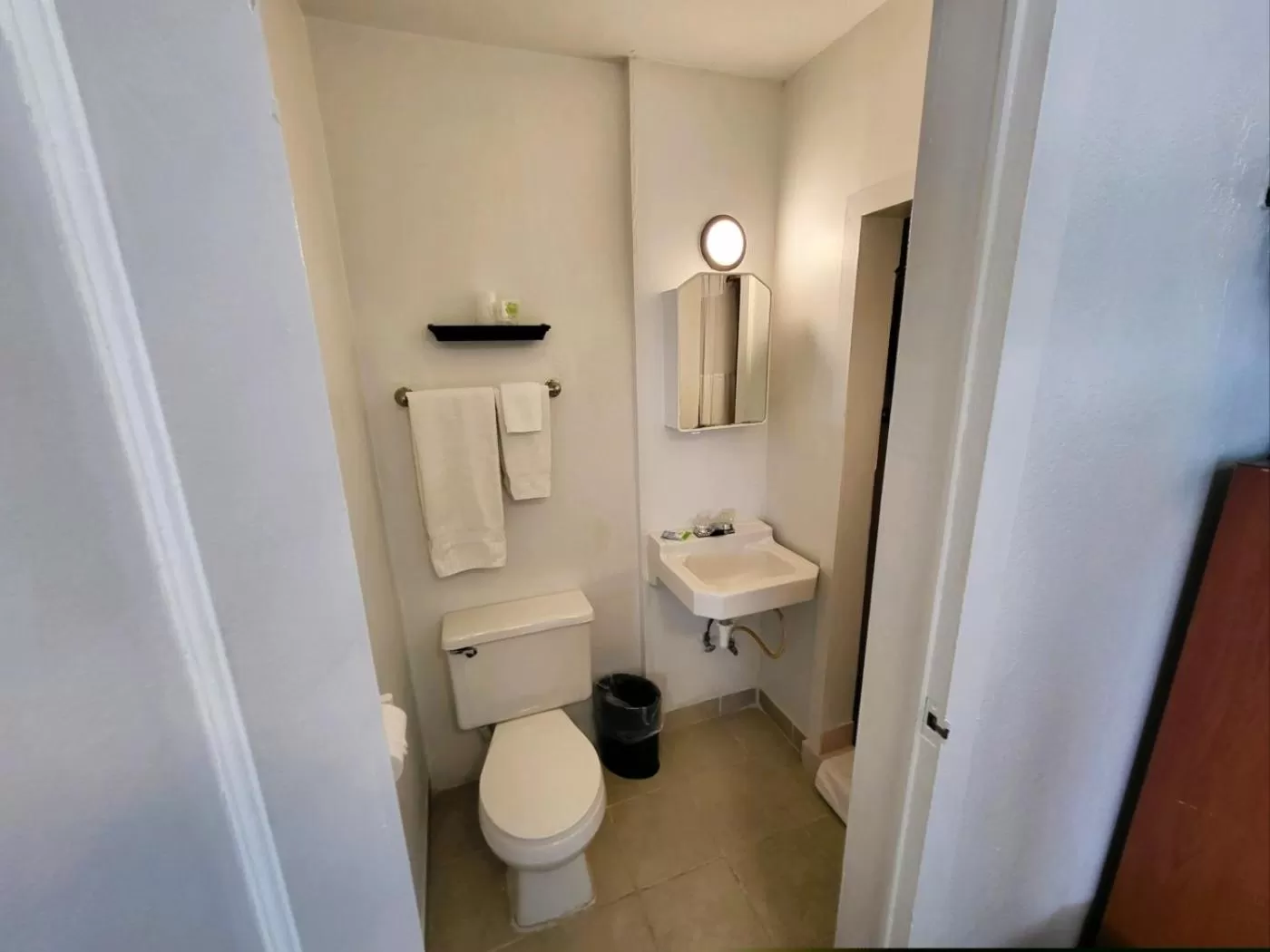 Shower in Rose's Motel