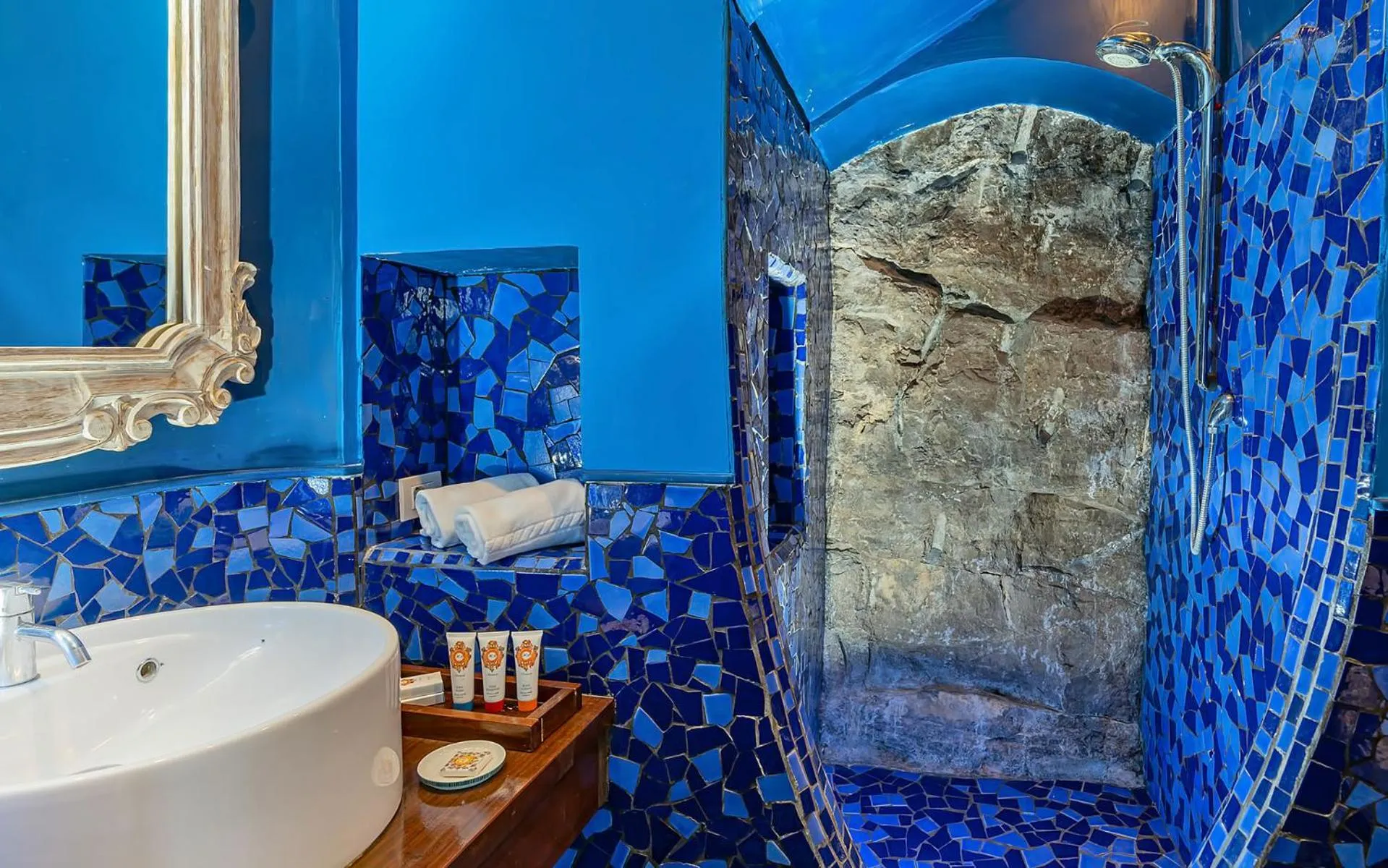 Bathroom in Hotel Belair