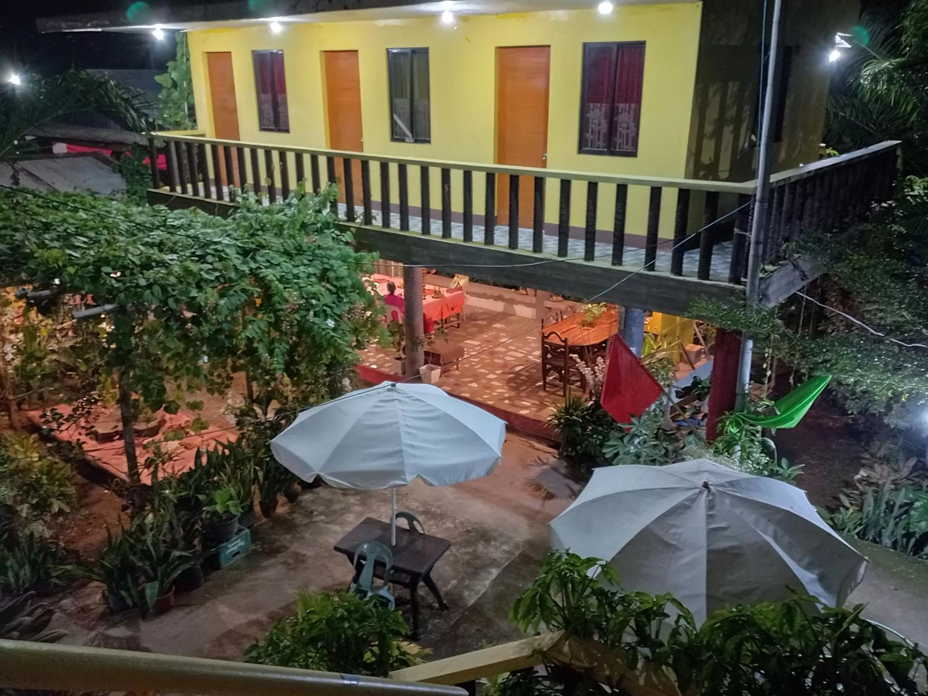 Property building in Chateau De Aow