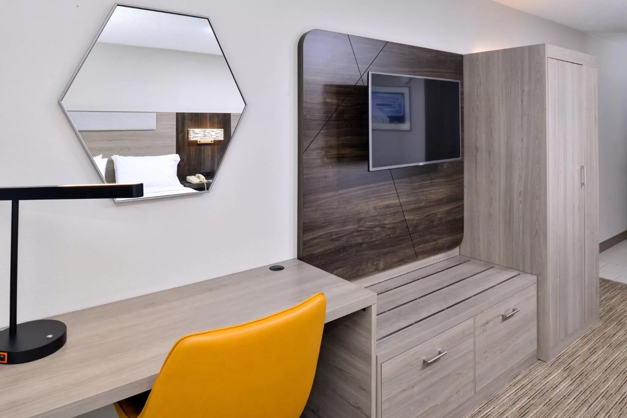 Photo of the whole room in Holiday Inn Express Winston-Salem Medical Ctr Area