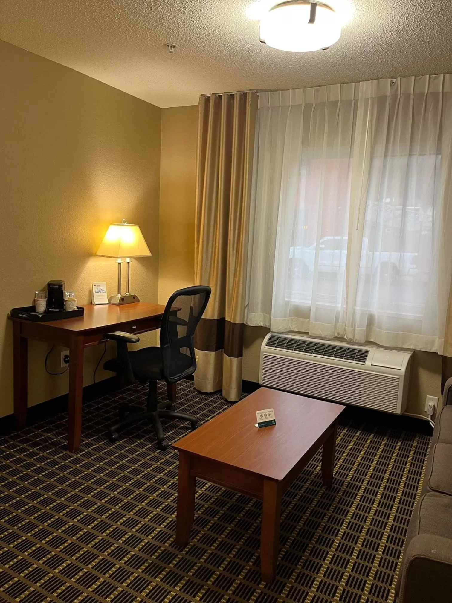 TV and multimedia in Quality Inn & Suites
