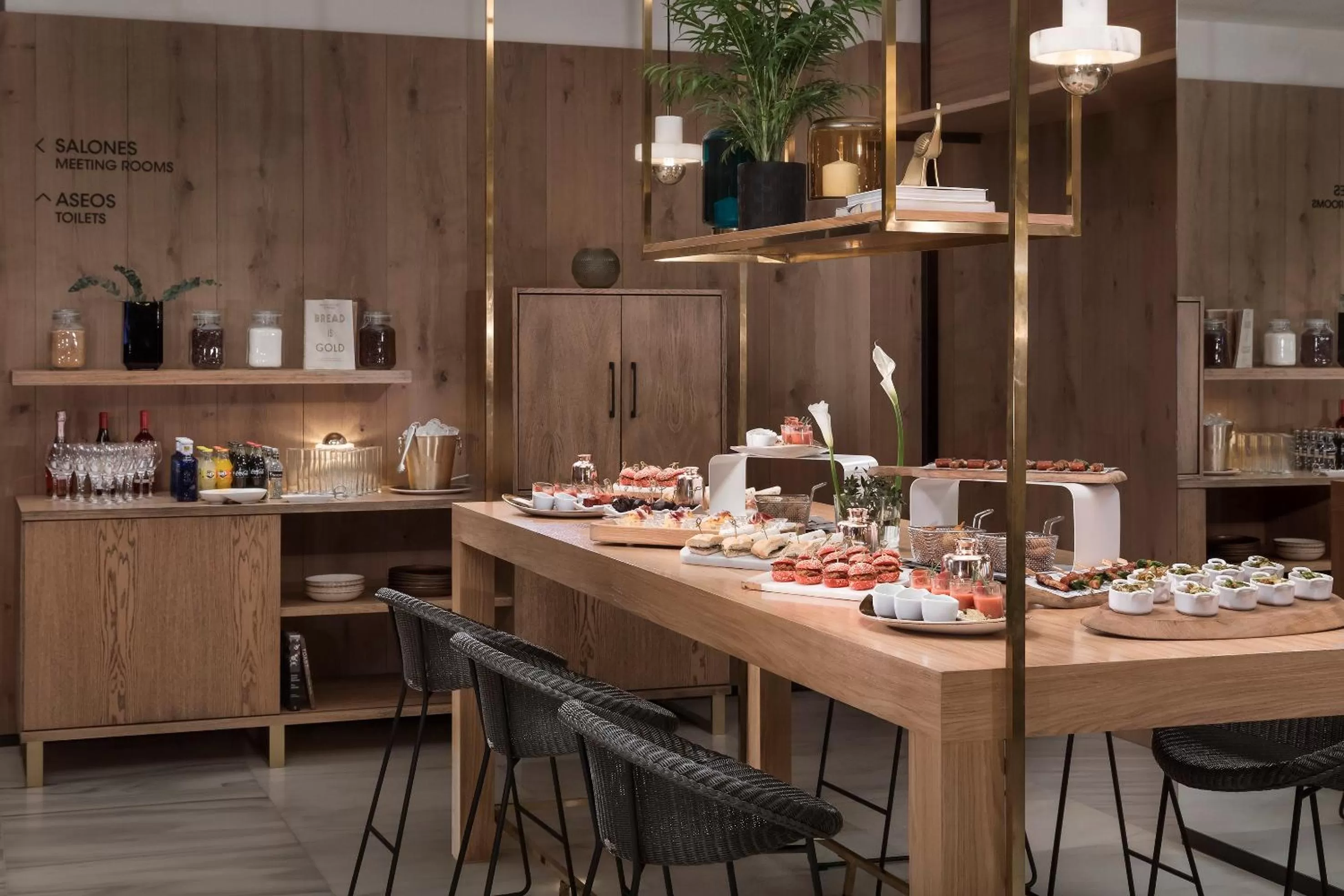 Business facilities in Melia Madrid Serrano