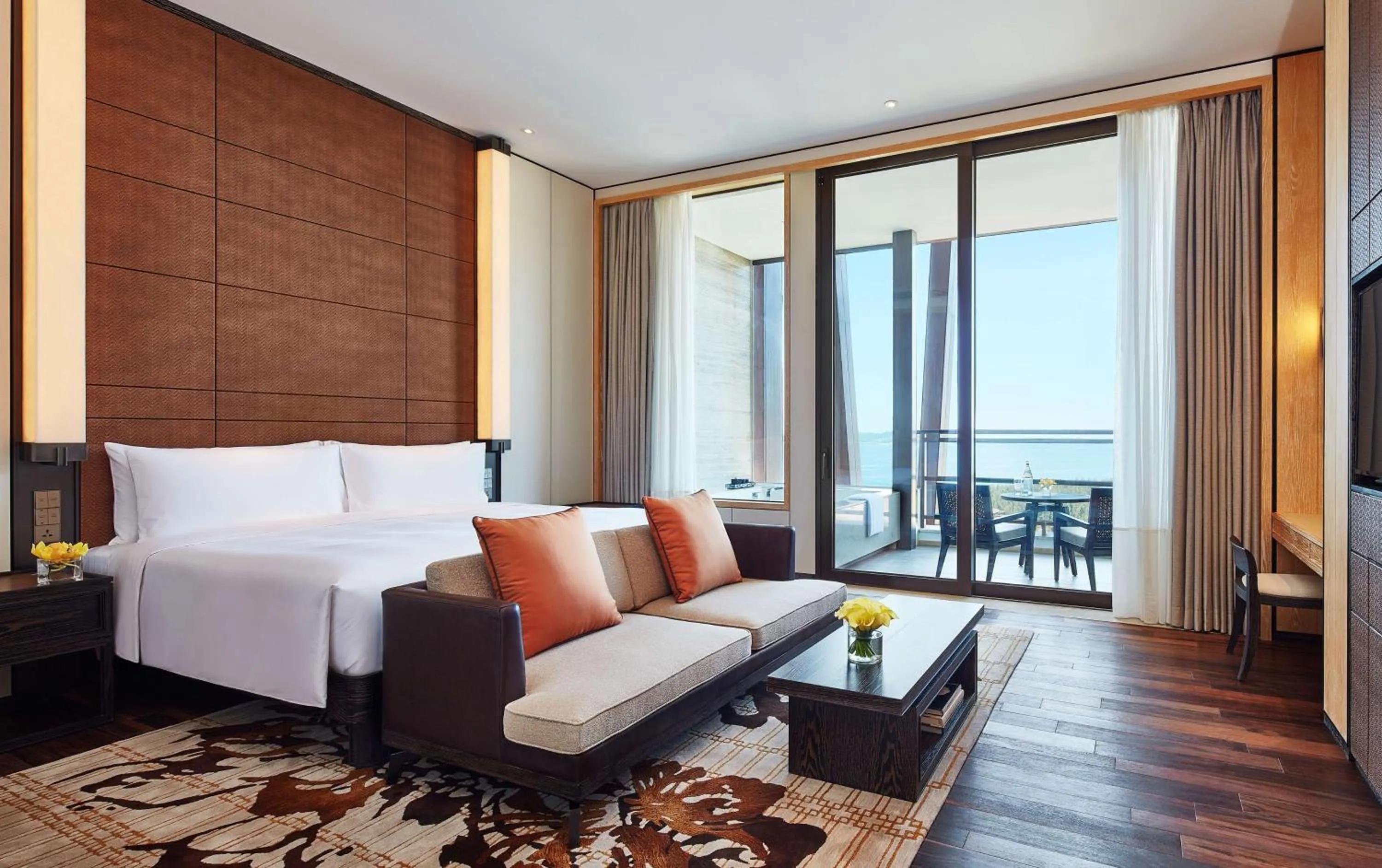 Photo of the whole room, Bed in Grand Hyatt Sanya Haitang Bay Resort and Spa