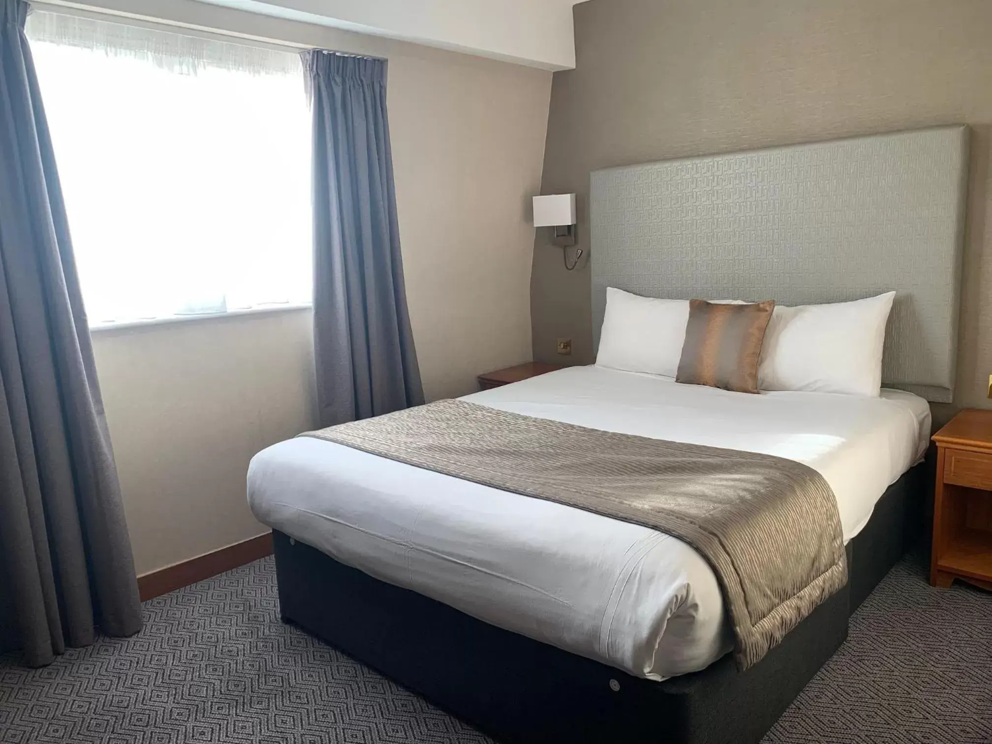 Savera Hotel South Ruislip Savera Hotel South Ruislip