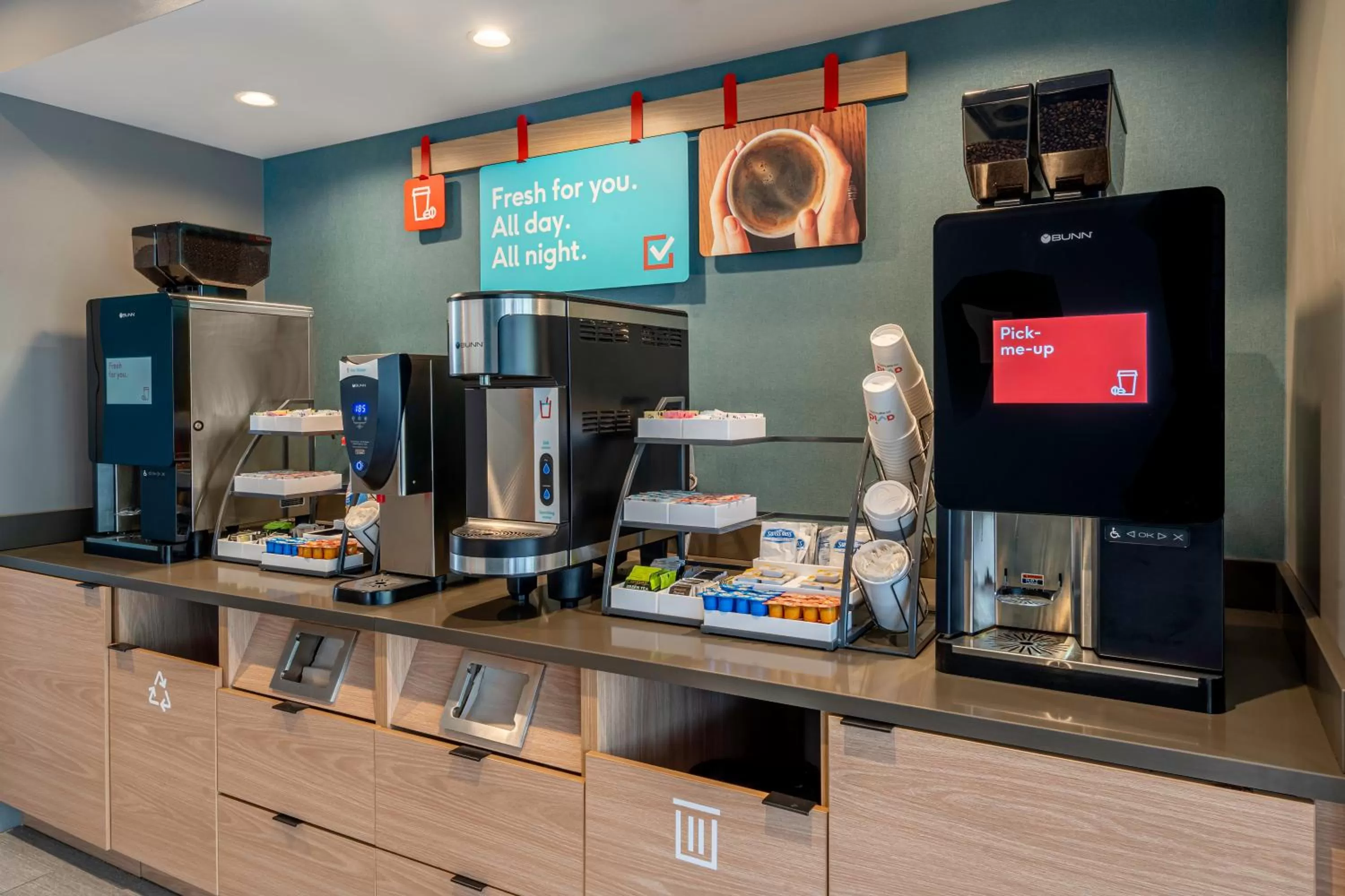 Coffee/tea facilities in avid hotels Milwaukee West - Waukesha by IHG