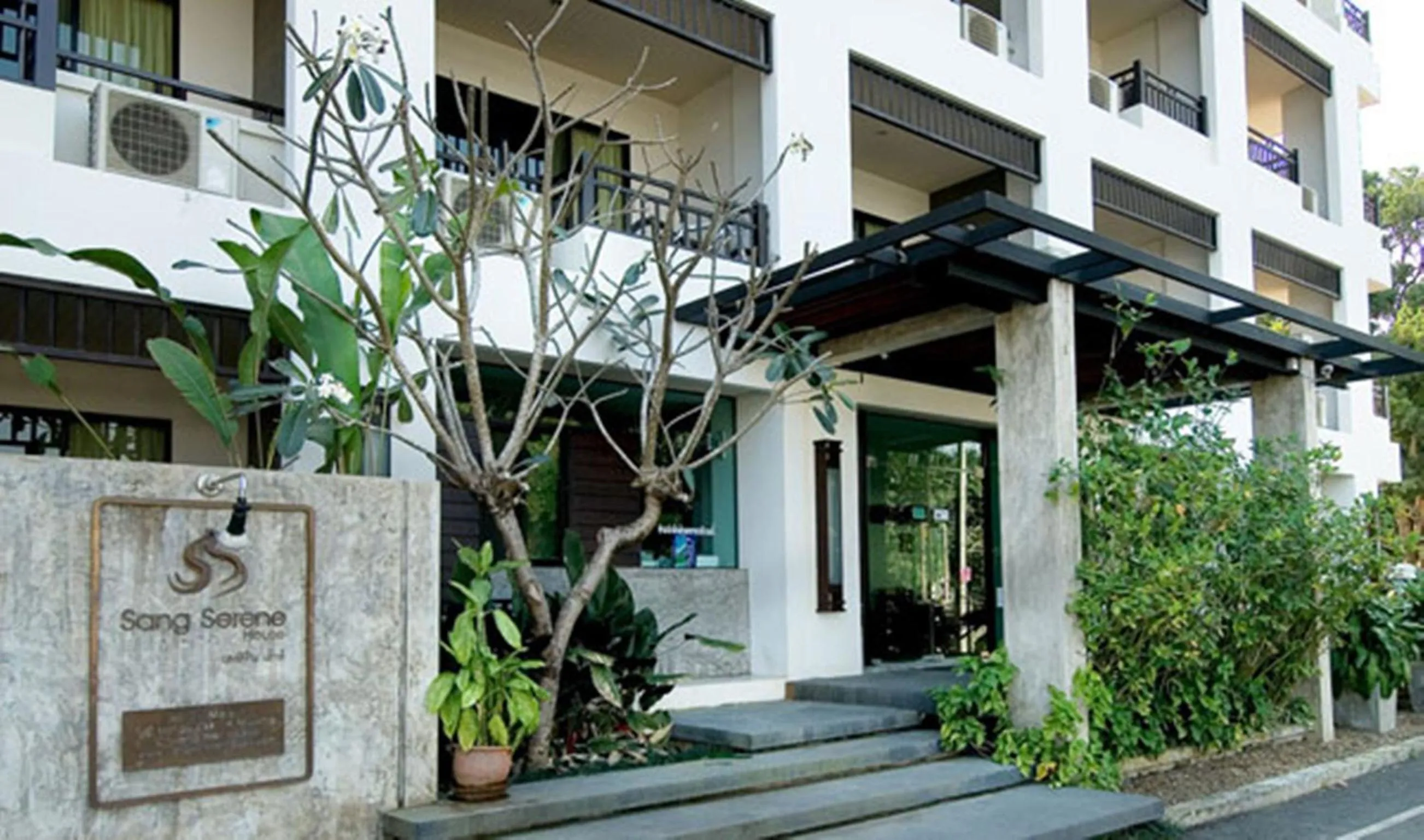Facade/entrance in Sang Serene House