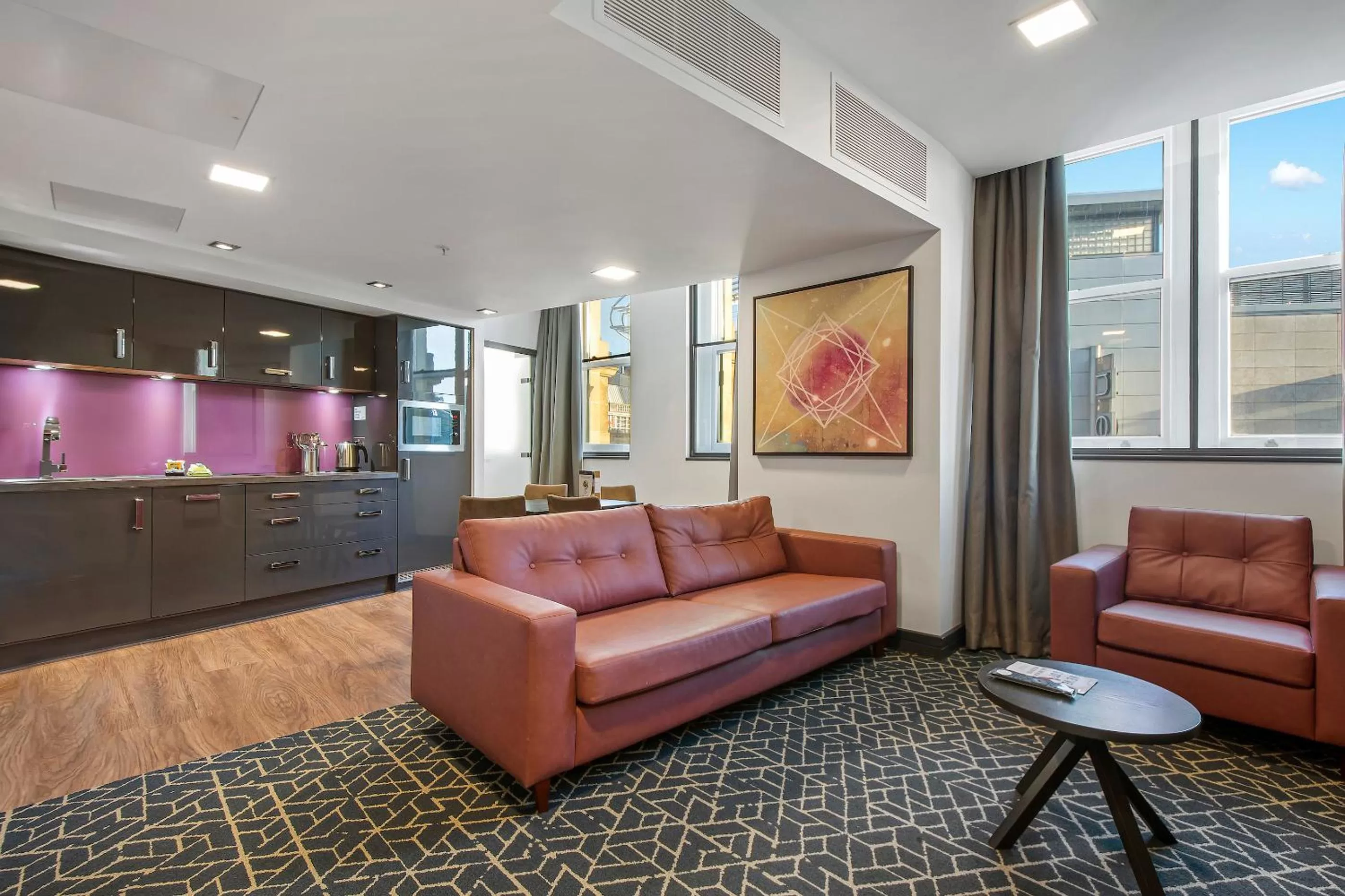 Kitchen or kitchenette in Roomzzz Manchester Victoria