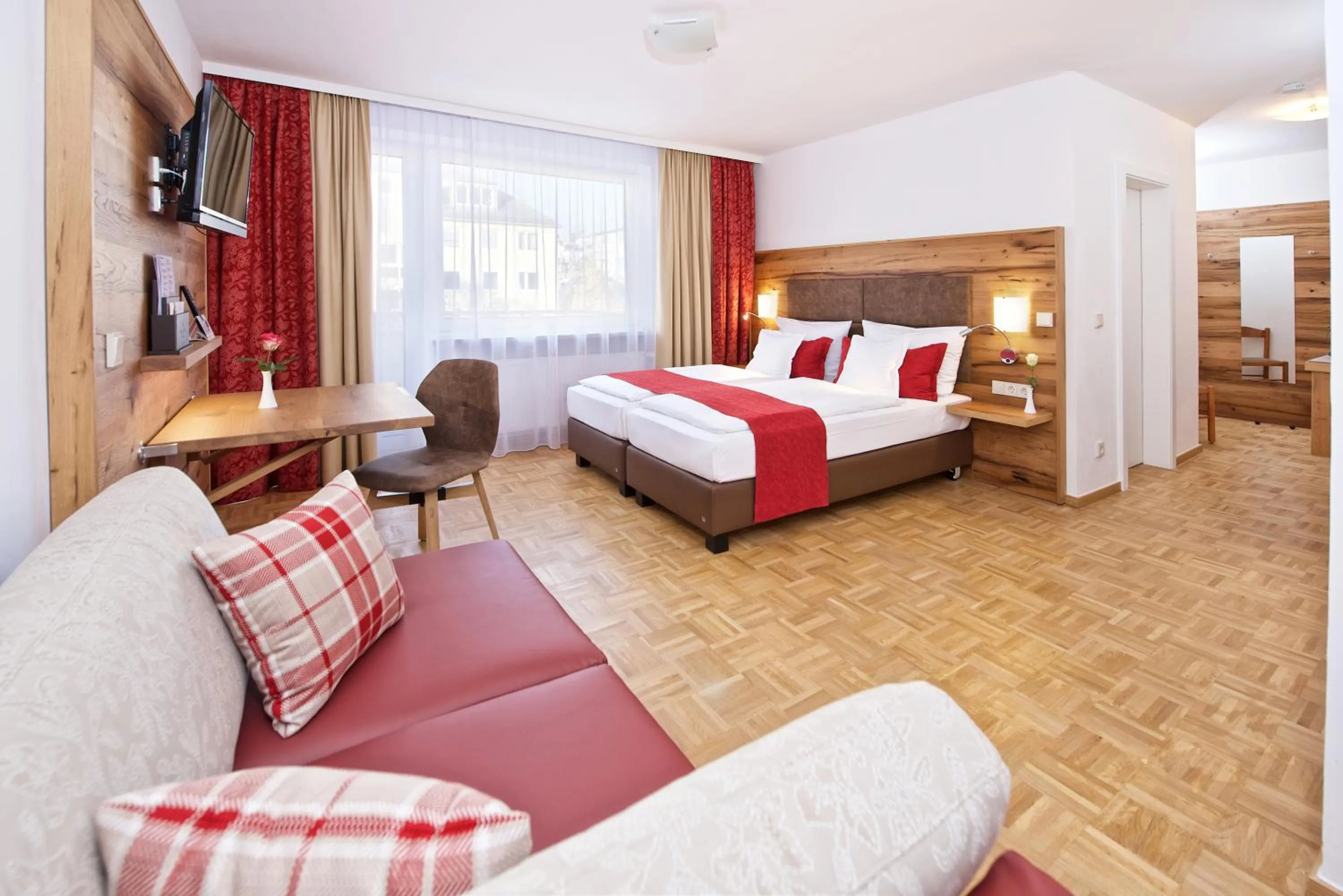 Photo of the whole room, Bed in Park Hotel Laim