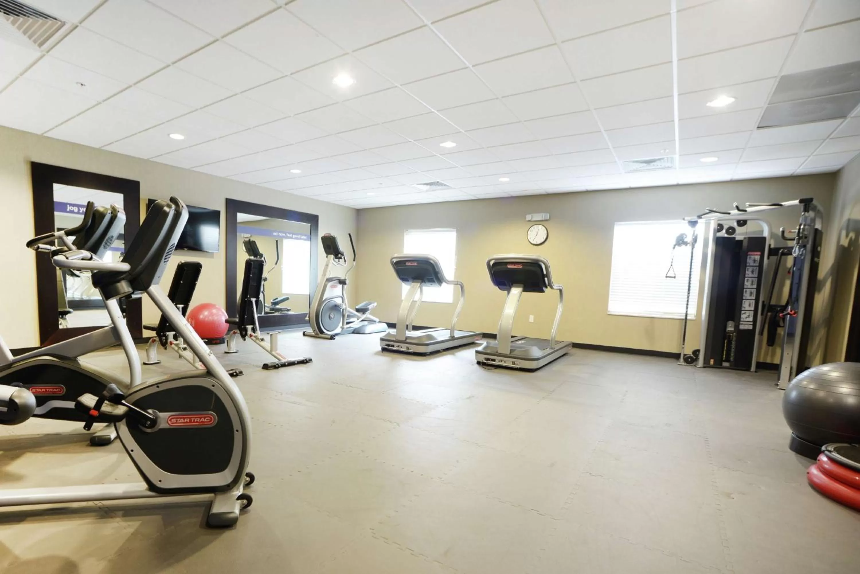 Fitness centre/facilities in Hampton Inn & Suites Ponca City
