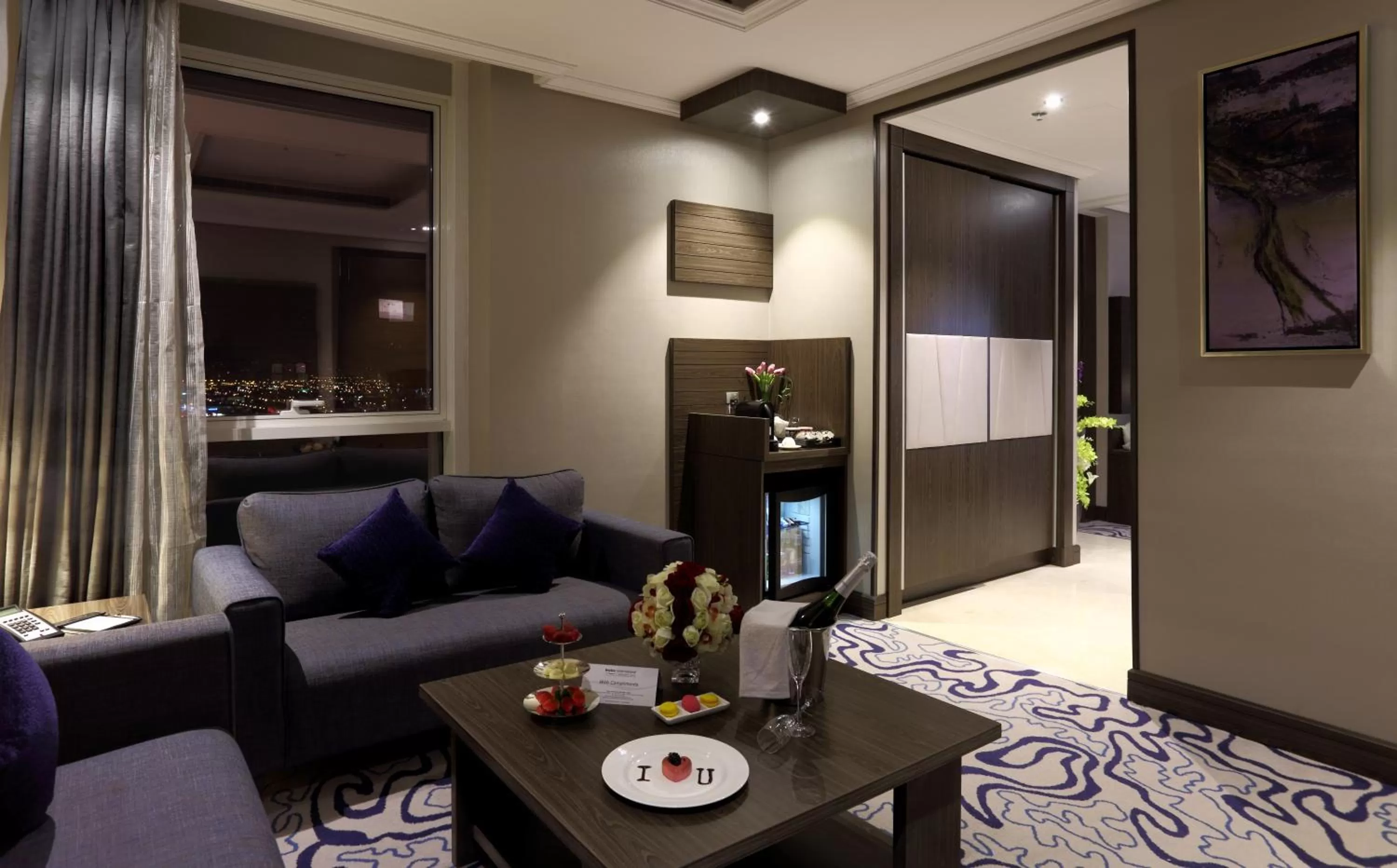 Living room in Swiss Flora Royal Hotel Riyadh