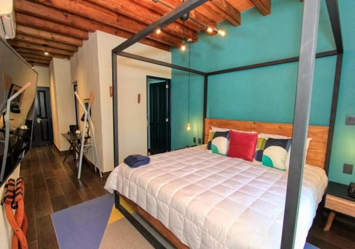 Bed in Antigua Trece Hotel Fusión & SPA