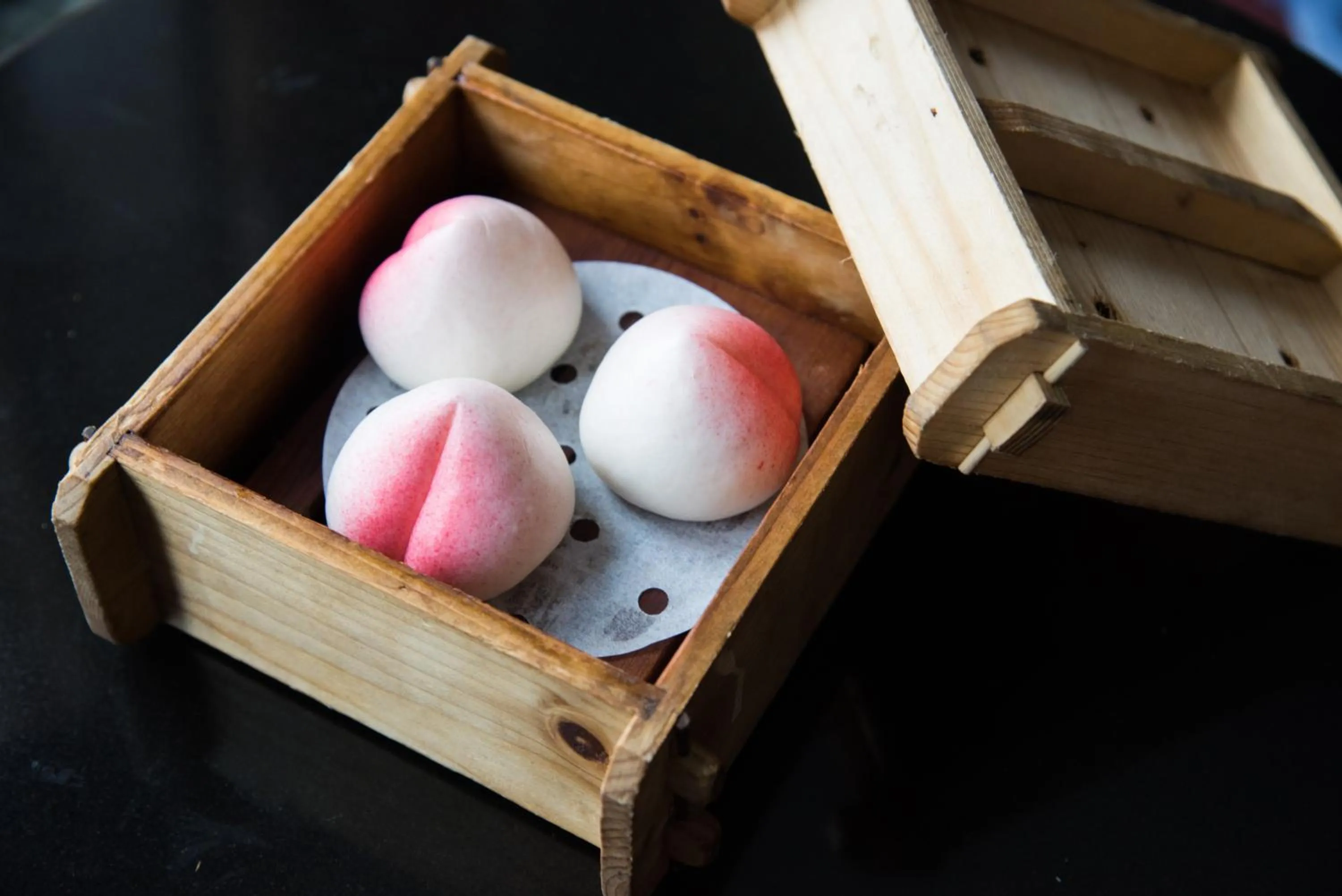 Restaurant/places to eat in The Reverie Saigon Residential Suites