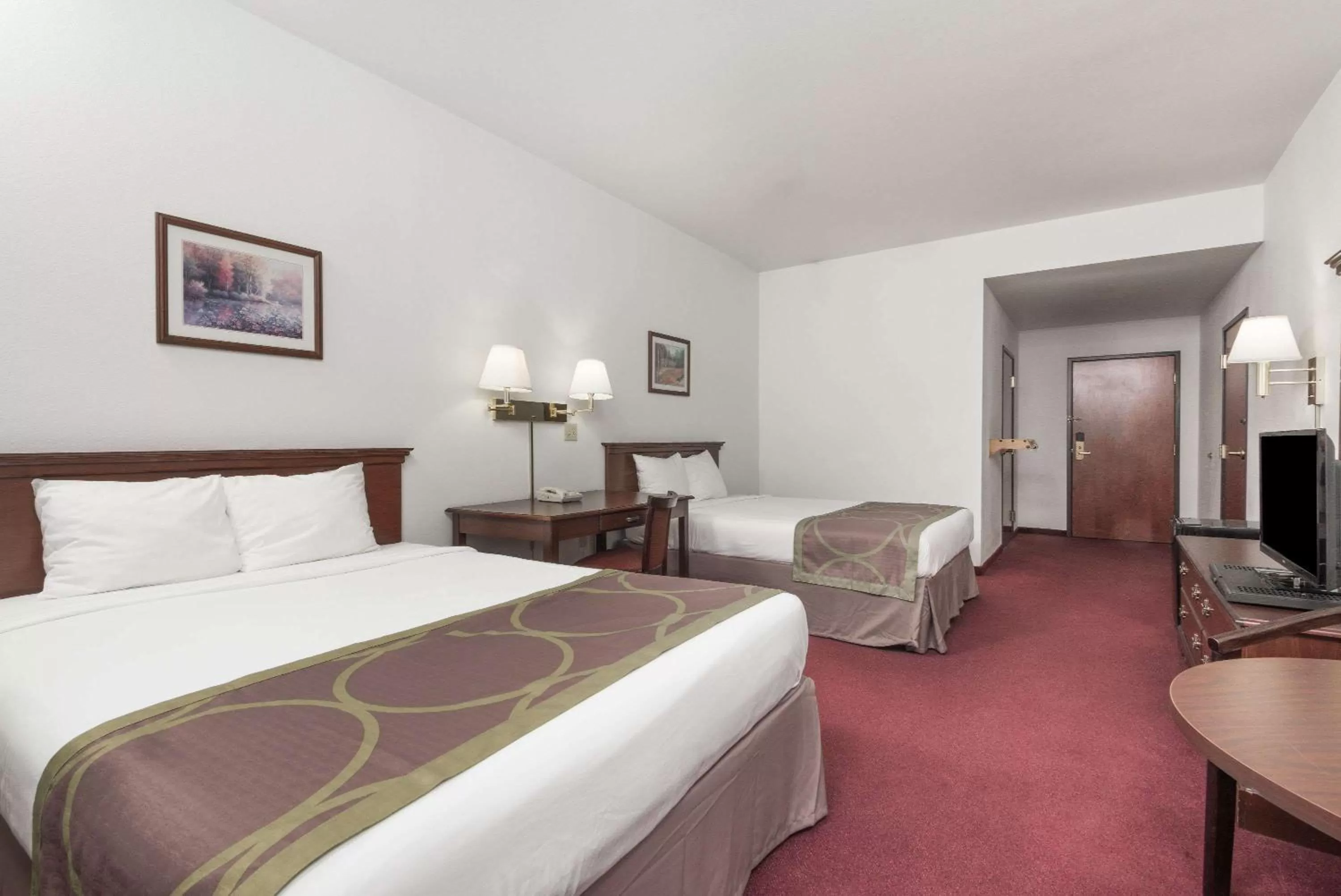 On site, Bed in Super 8 by Wyndham Grayson