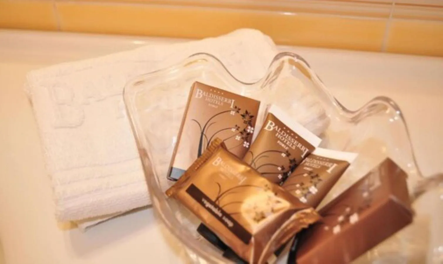 Bathroom, Bed in San Giorgio, Sure Hotel Collection by Best Western