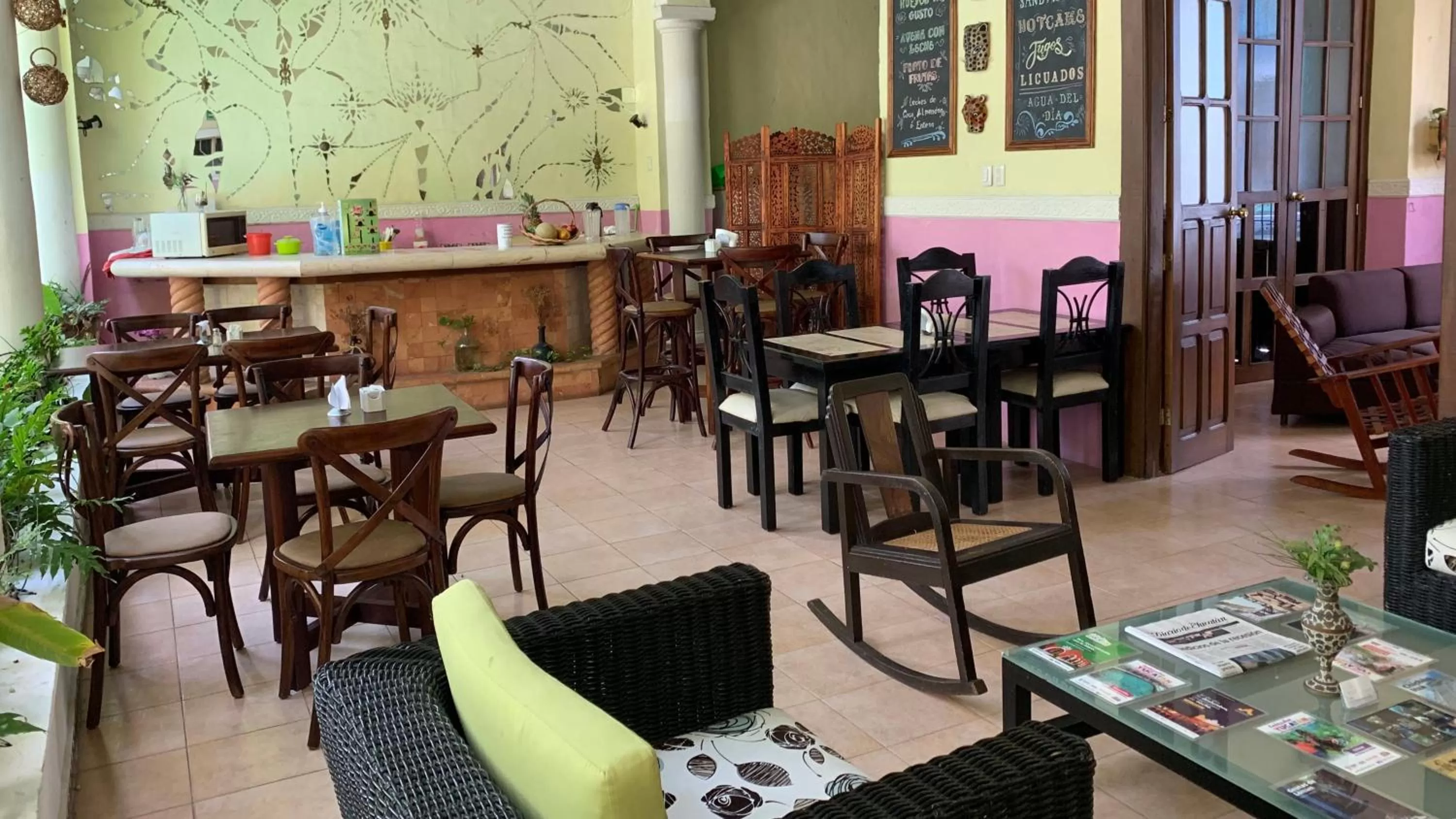 Restaurant/places to eat in Hotel Santa Ana