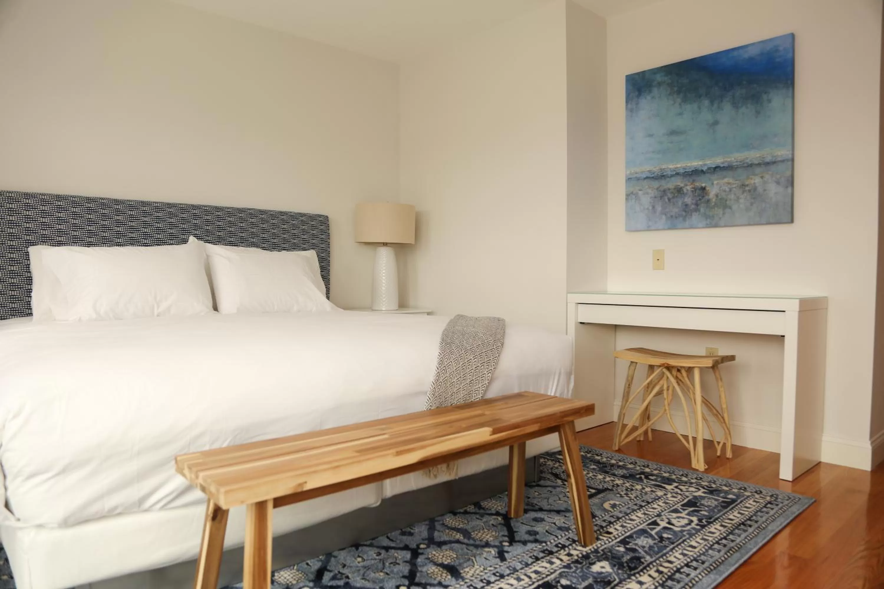 Bed in The Sea Breeze Inn