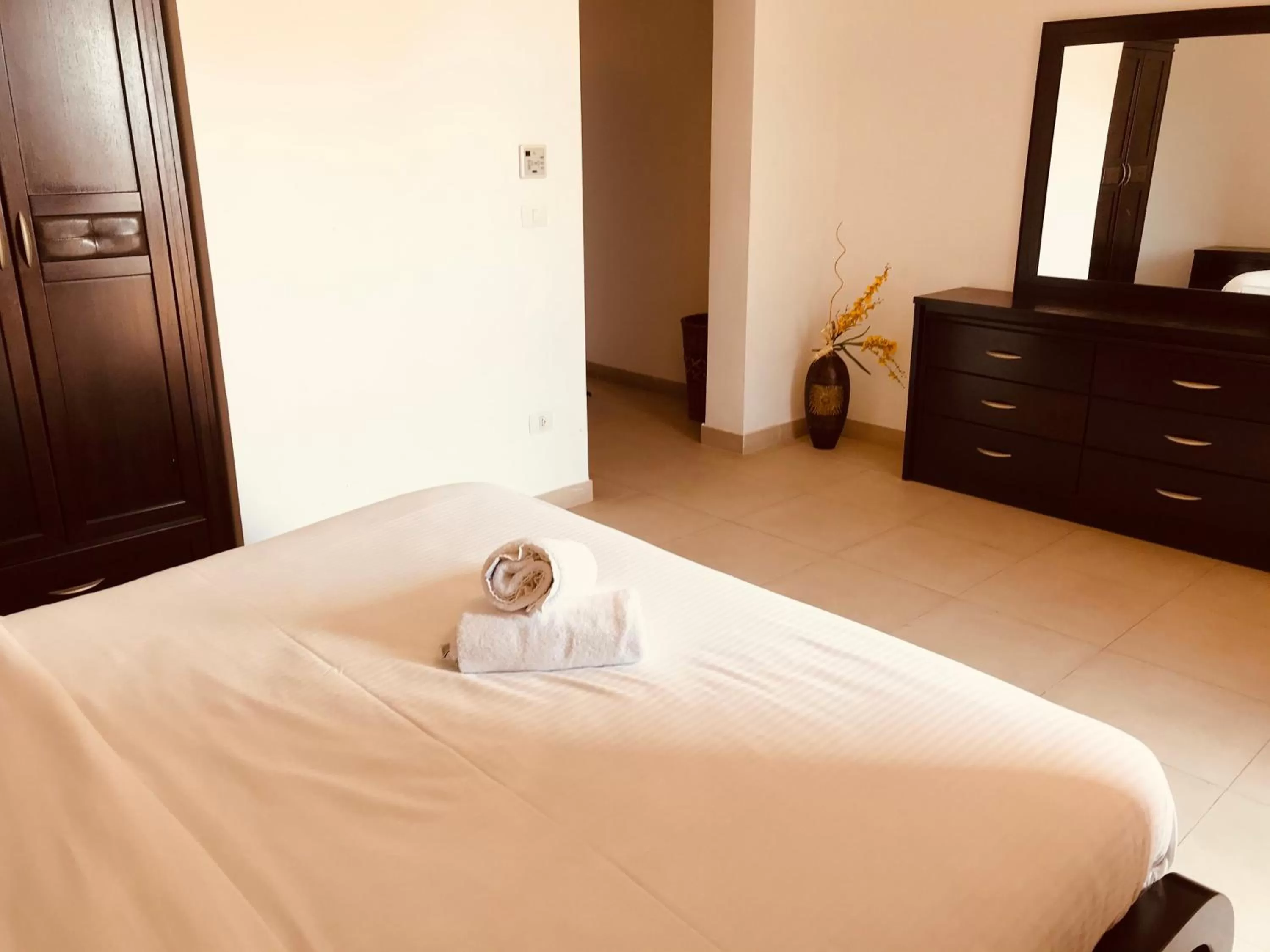 Bed in Tala Bay Residence - Families Only