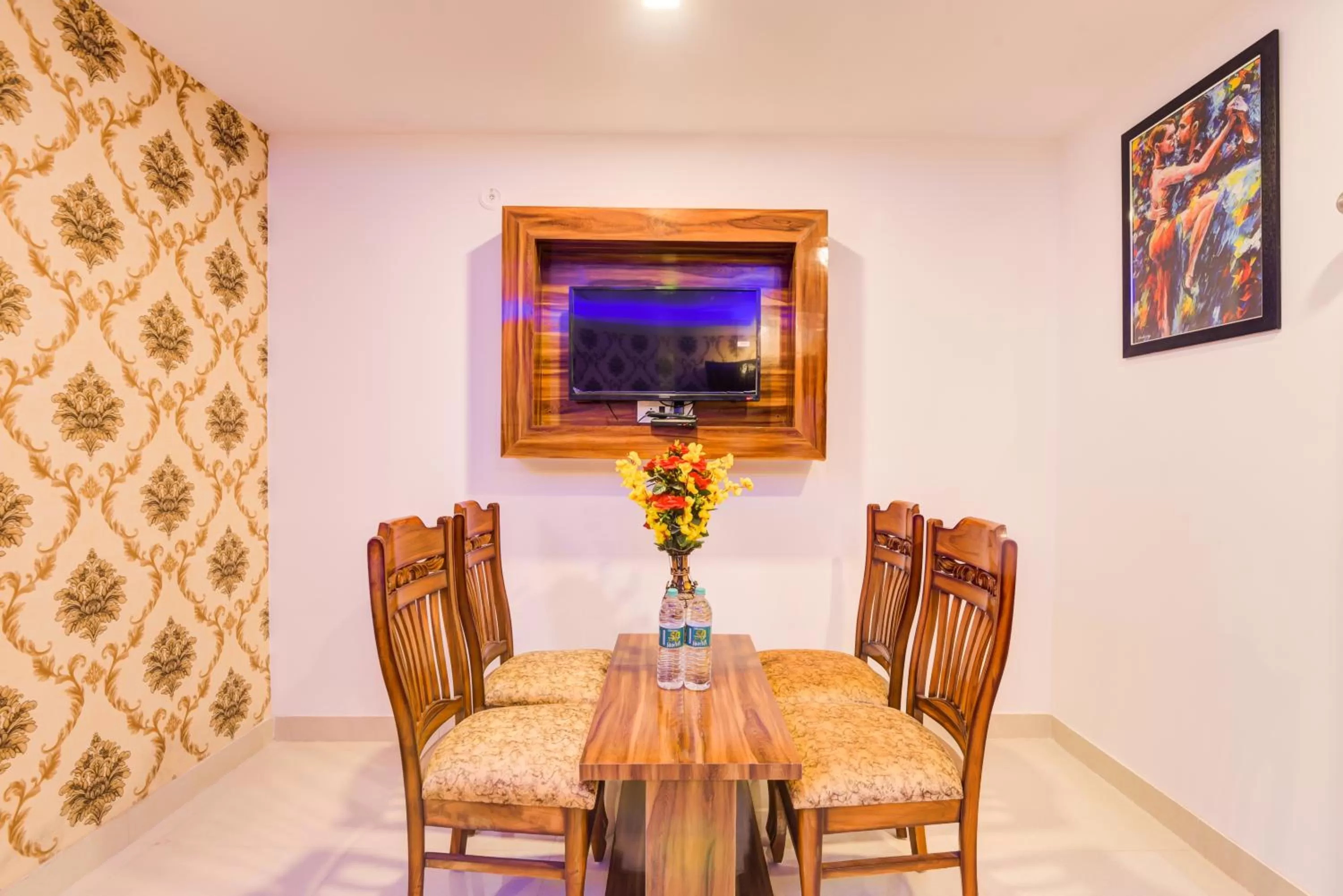 Living room in Hotel Festival Mahipalpur At Delhi Airport