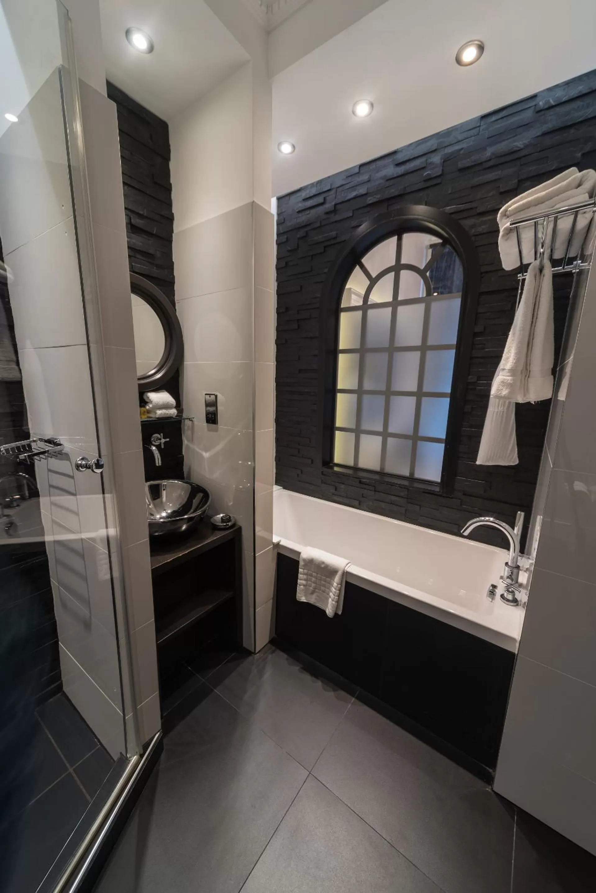 Bathroom in The Exhibitionist Hotel