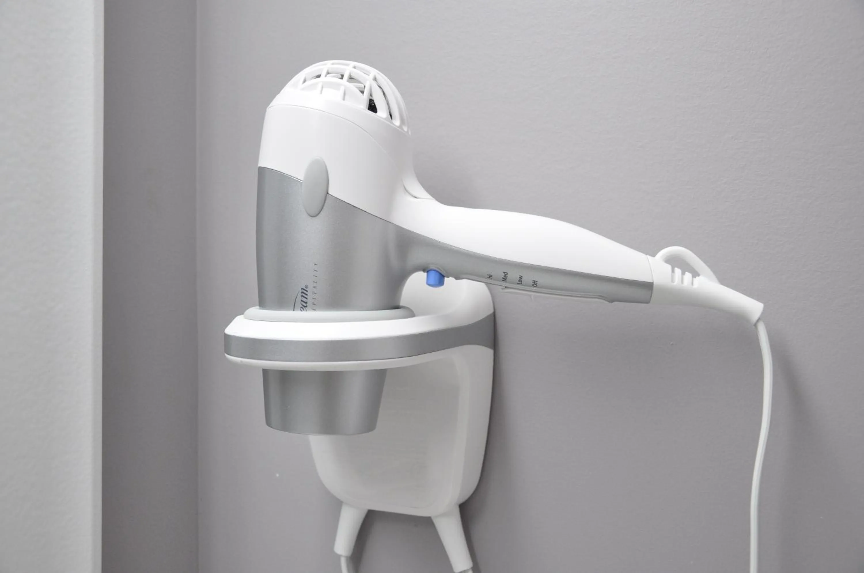 Bathroom in Moonlight Inn and Suites Sudbury