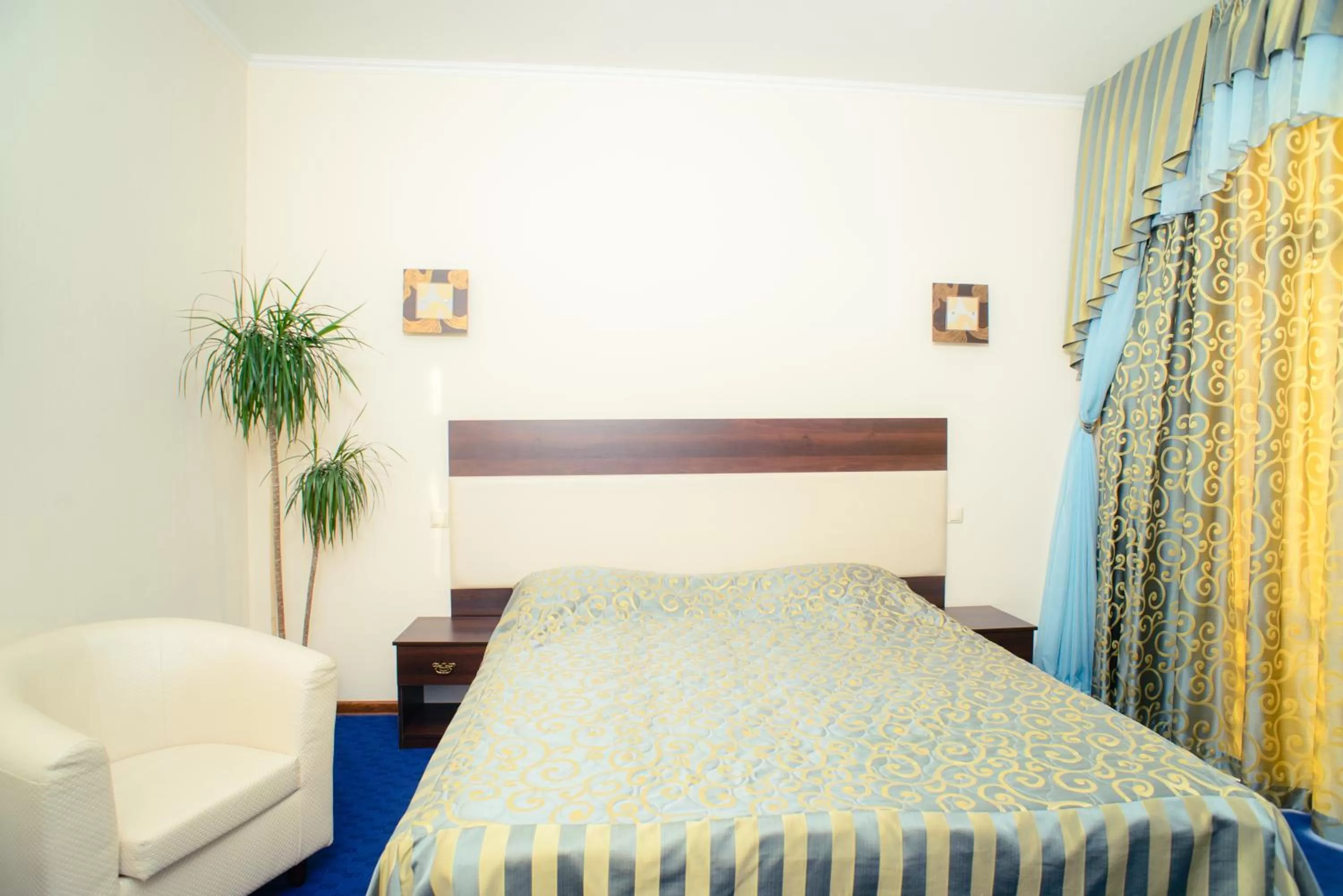 Photo of the whole room, Bed in Petrovskyi Brovar