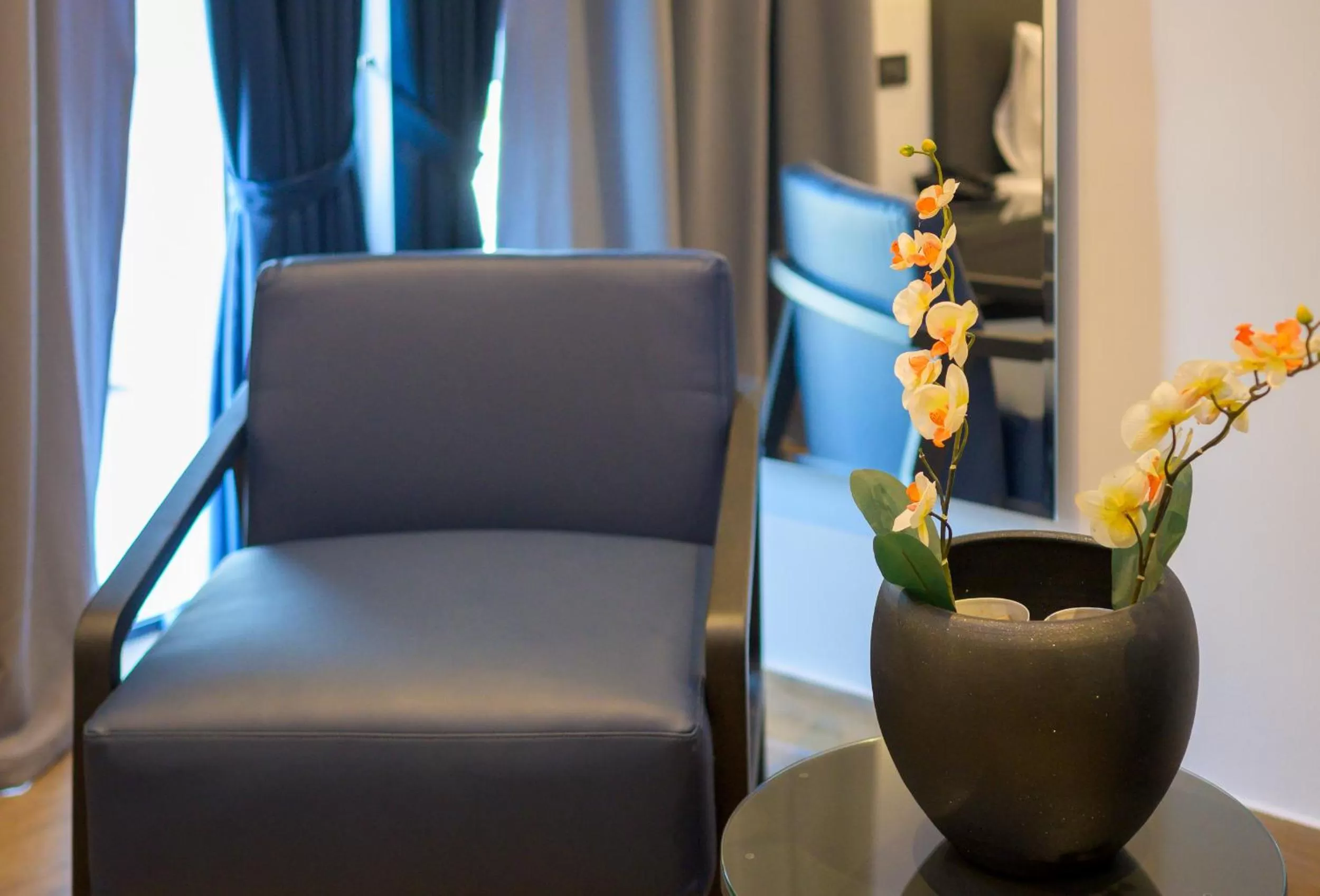 Living room in Pines Hotel