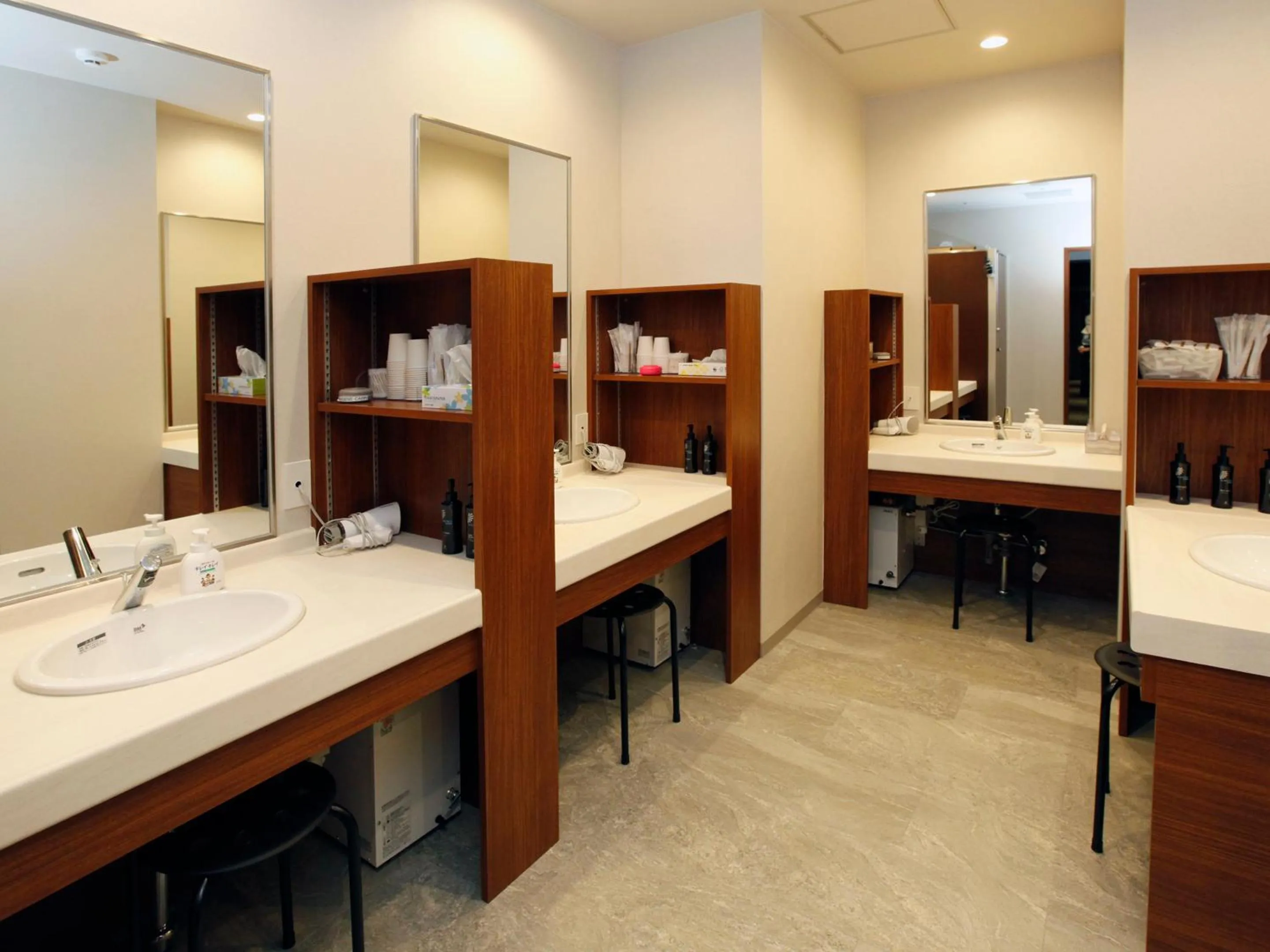 Area and facilities in Gardens Cabin