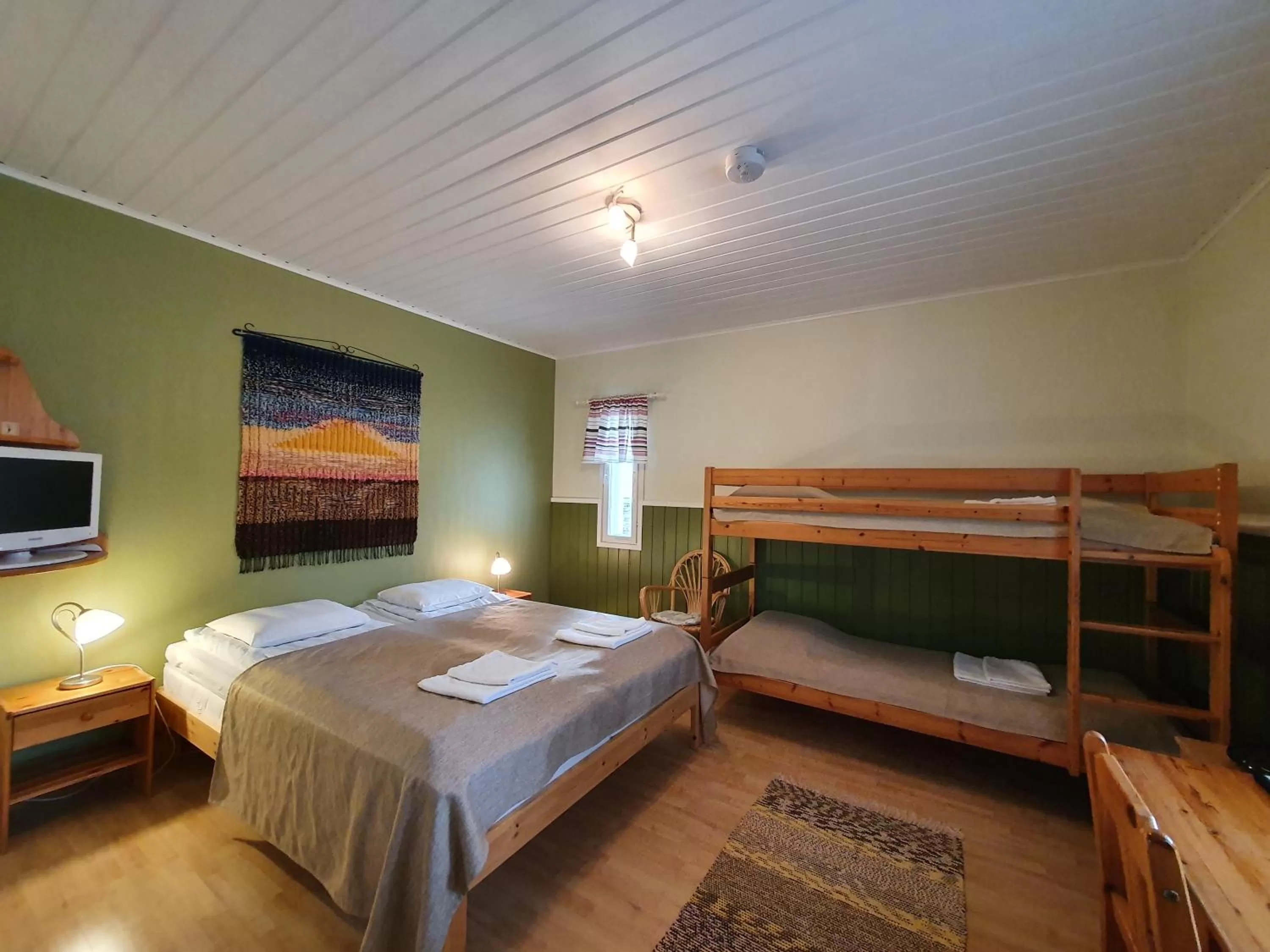 Photo of the whole room, Bed in B&B Lomamokkila