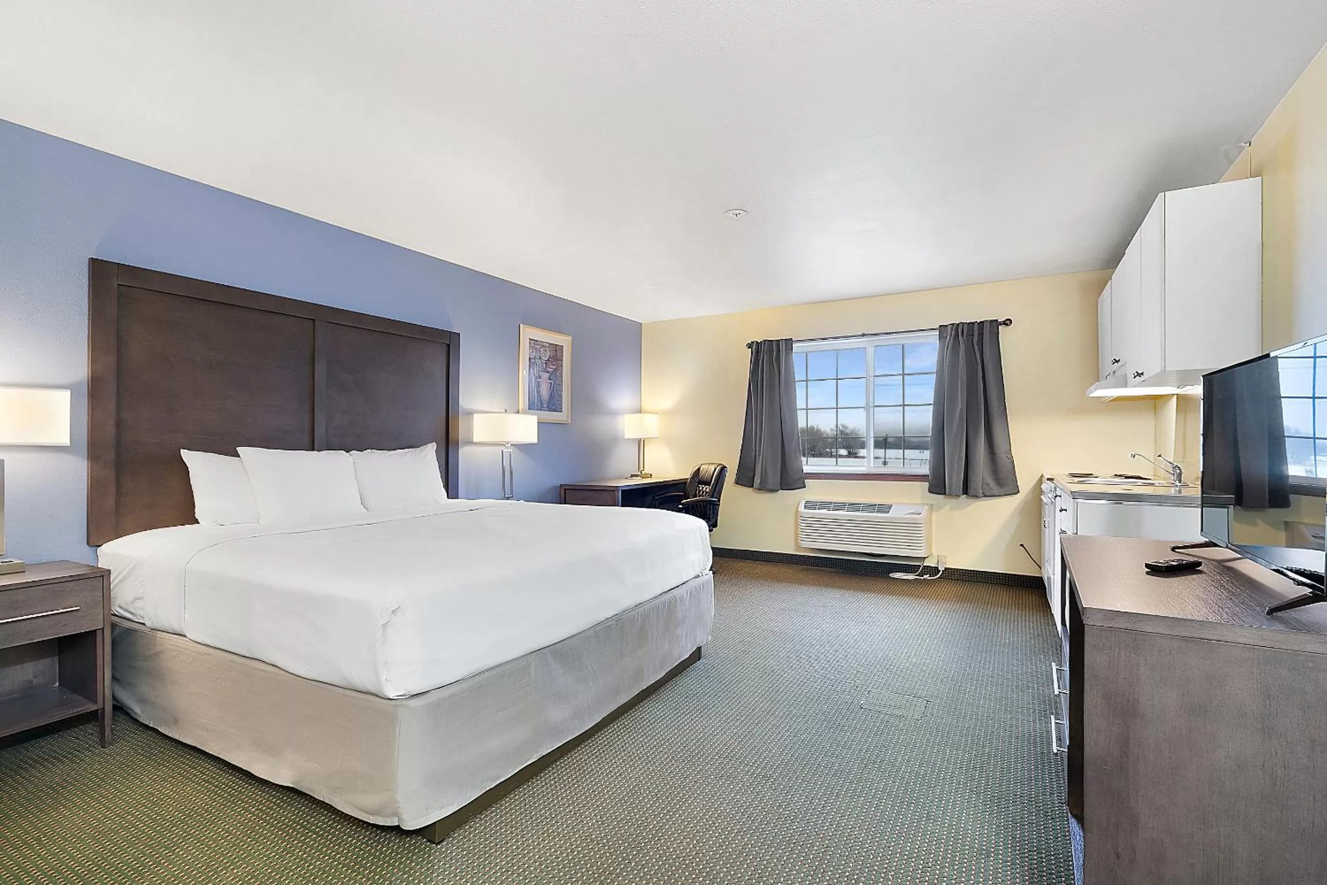 Bed in Days Inn by Wyndham Ellensburg