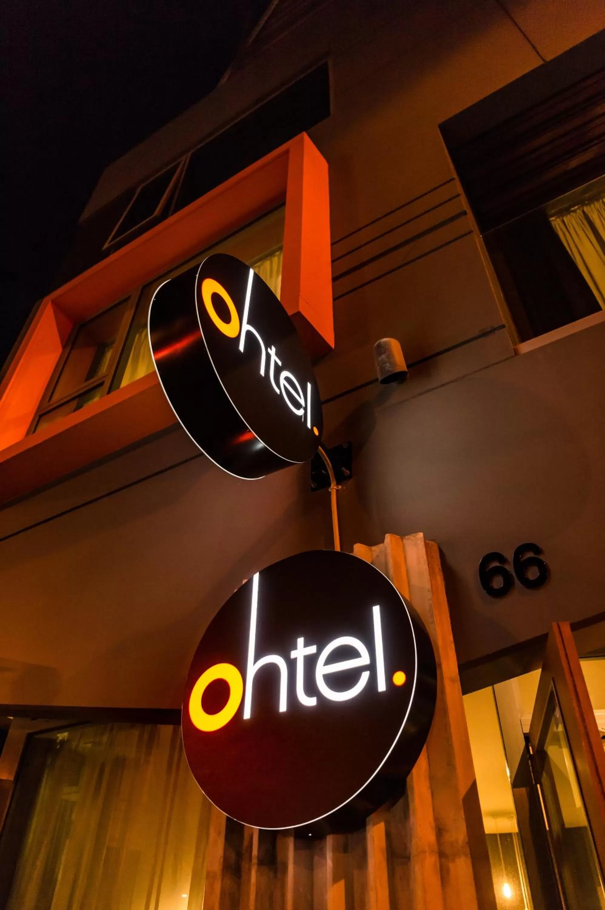 Facade/entrance in Ohtel Wellington