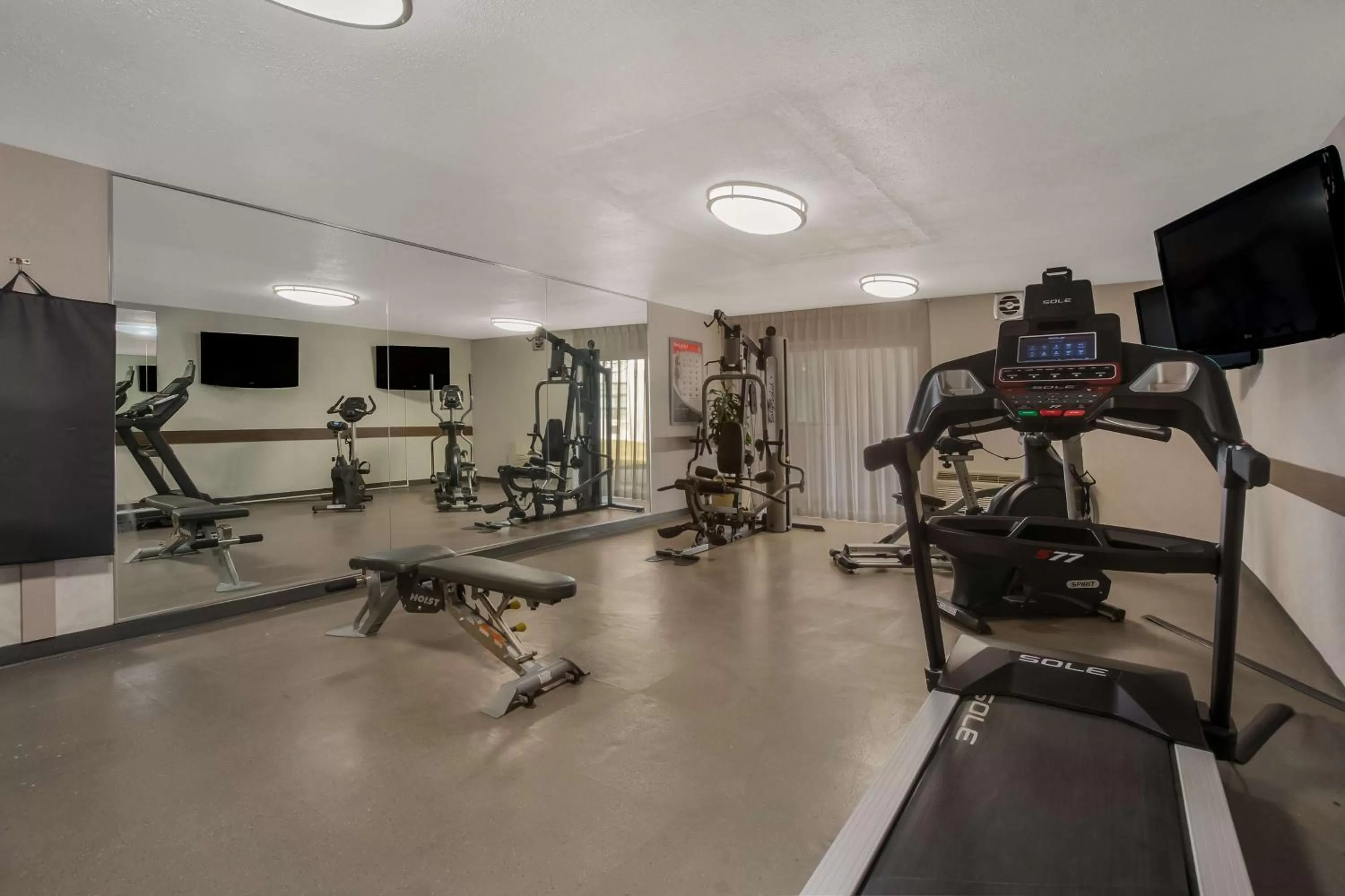 Fitness centre/facilities in Best Western Brantford Hotel and Conference Centre