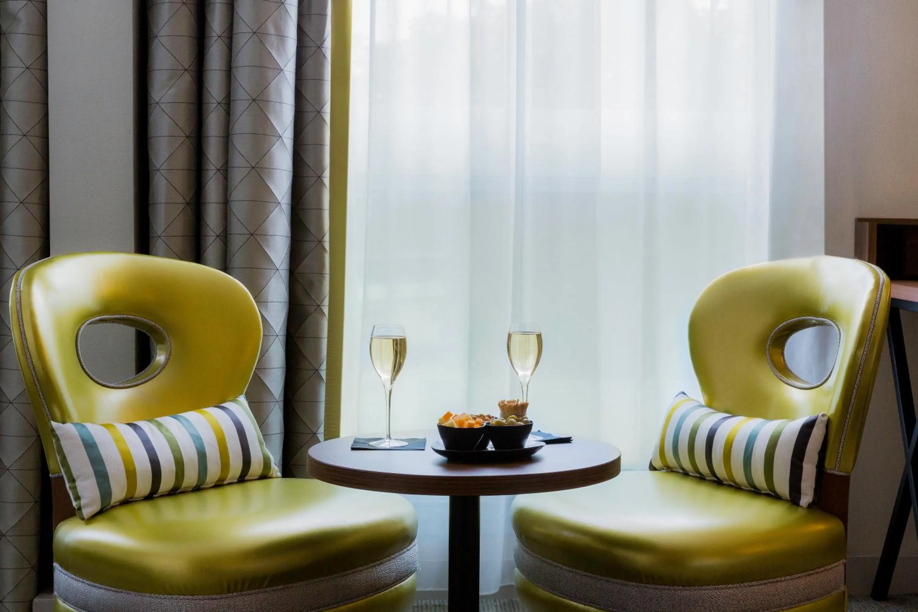 Drinks in Best Western Plus Hotel Du Parc Chantilly