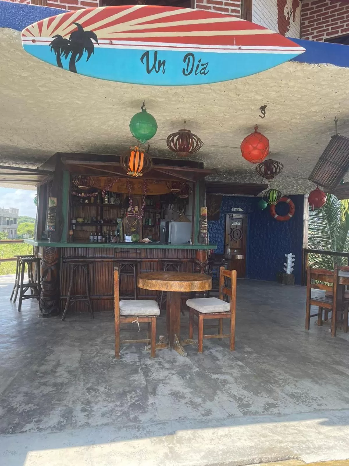 Restaurant/places to eat in Un Dia Boutique Resort