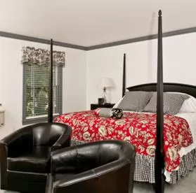 Seating Area in Inn at Osprey Point