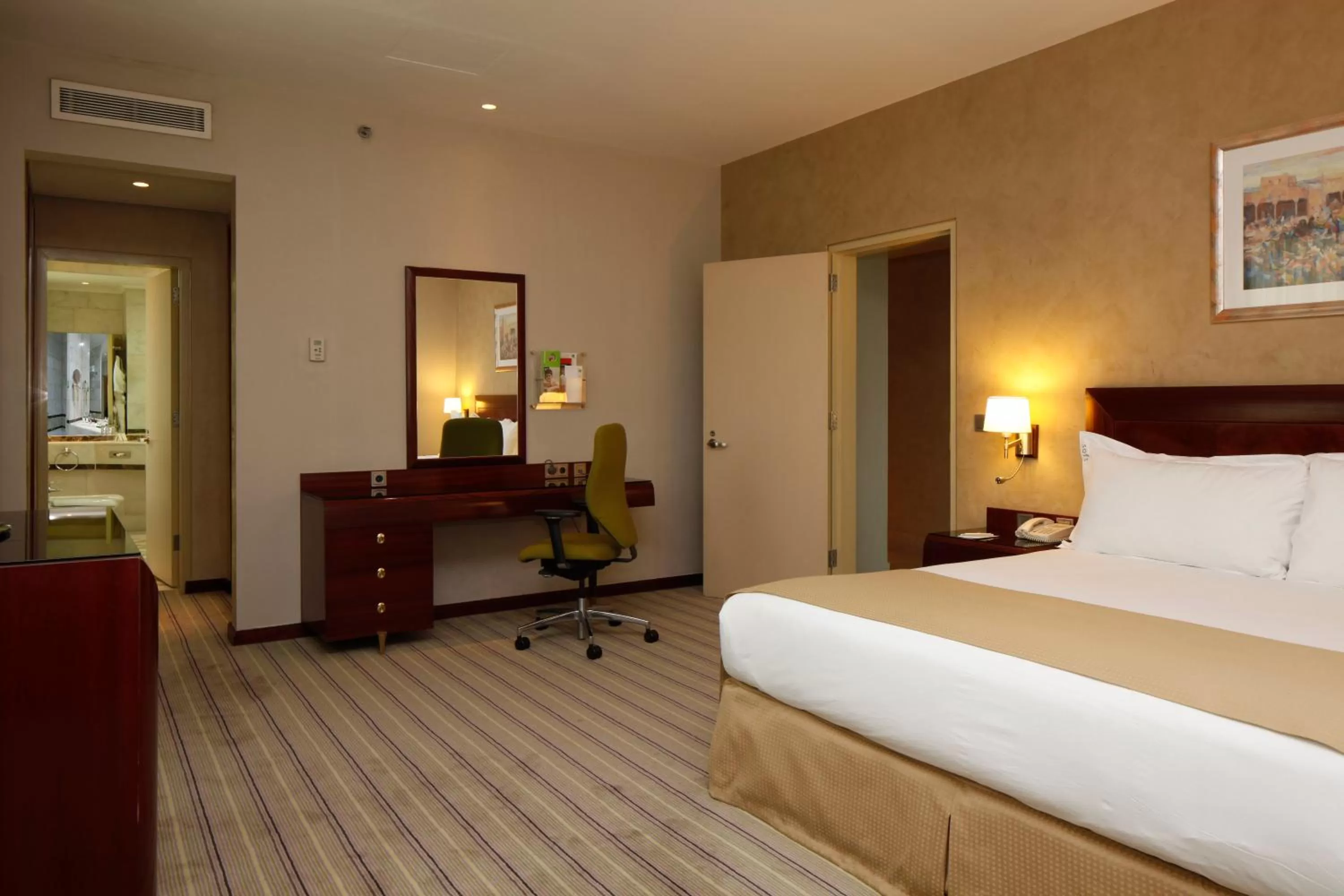 Bedroom, Bed in Holiday Inn Olaya by IHG